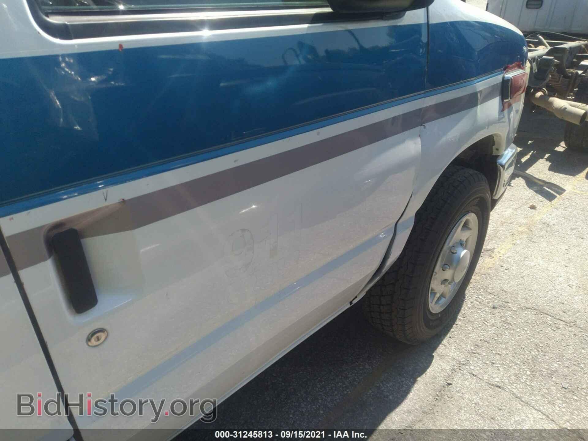 2010 FORD ECONOLINE CARGO VAN - VIN: 1FDSS3EP4ADA41876 - Фото 6