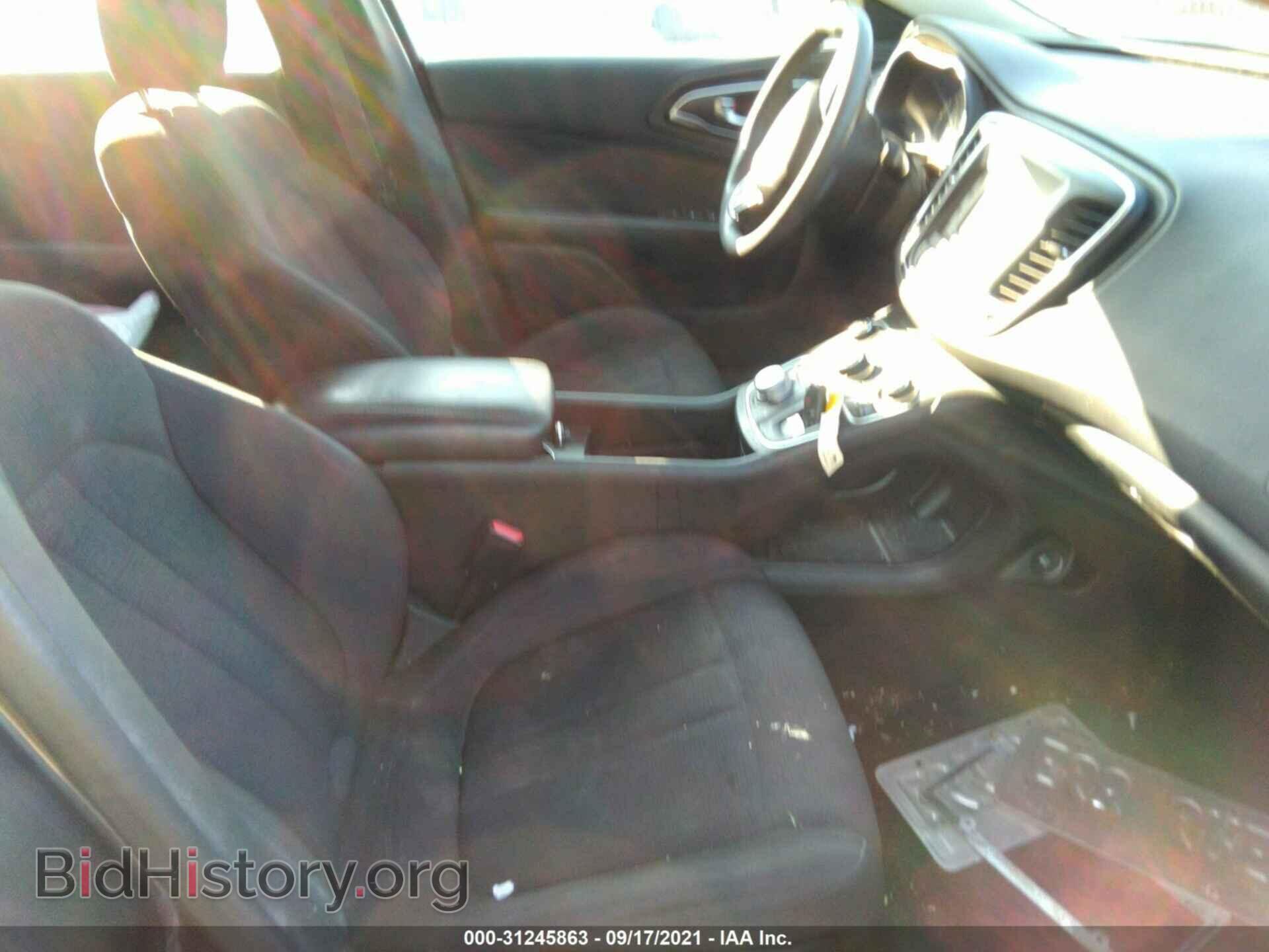 2015 CHRYSLER 200 - VIN: 1C3CCCAB2FN630866 - Photo 5