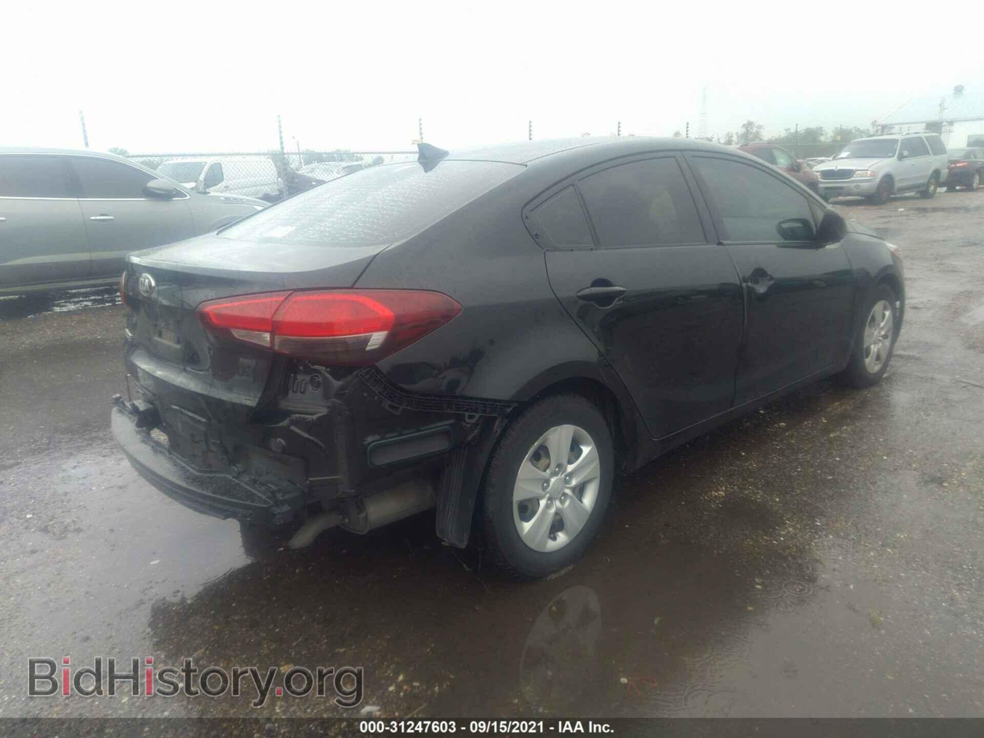 2017 KIA FORTE - VIN: 3KPFK4A73HE097124 - Фото 4