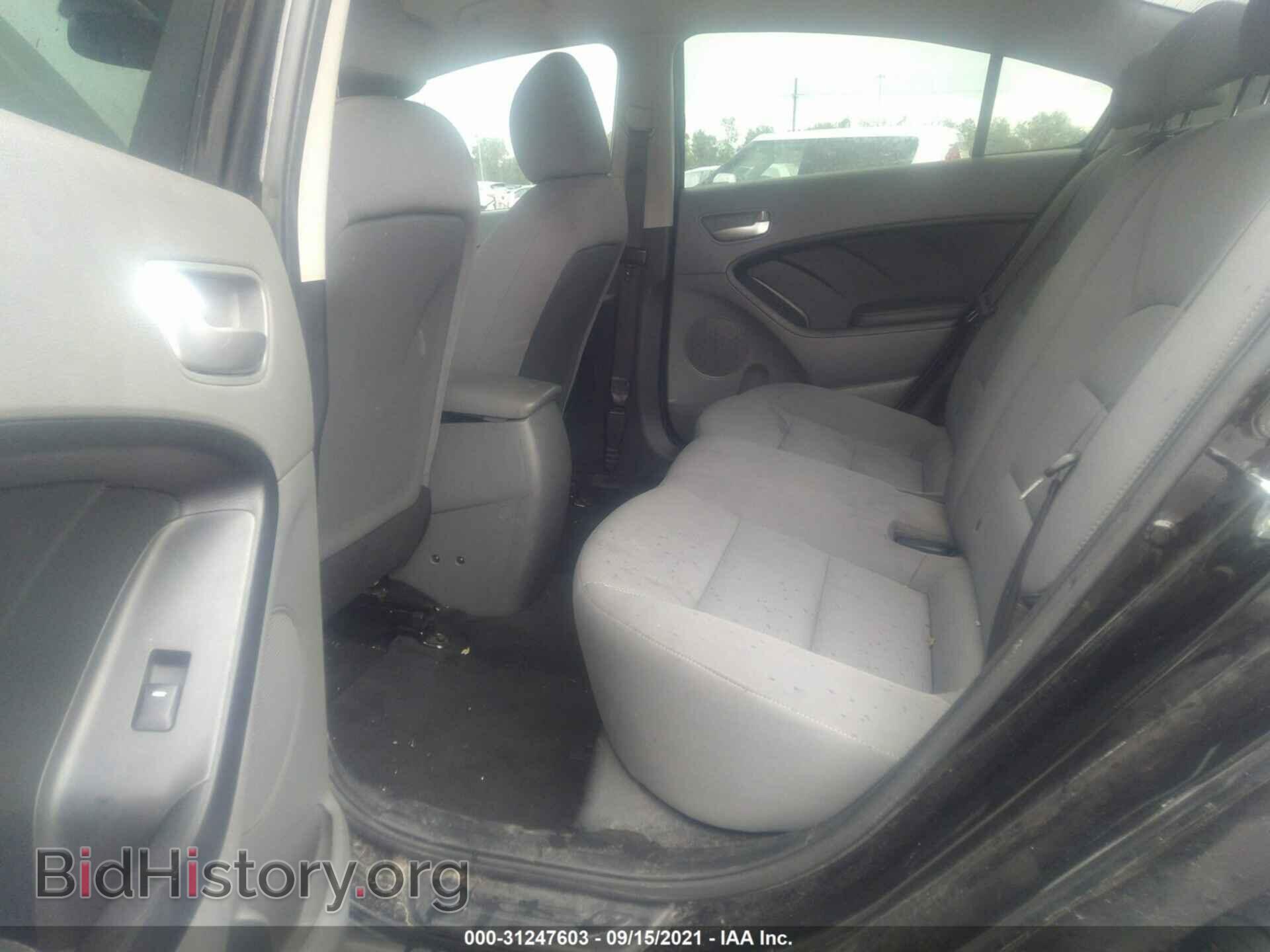 2017 KIA FORTE - VIN: 3KPFK4A73HE097124 - Фото 8