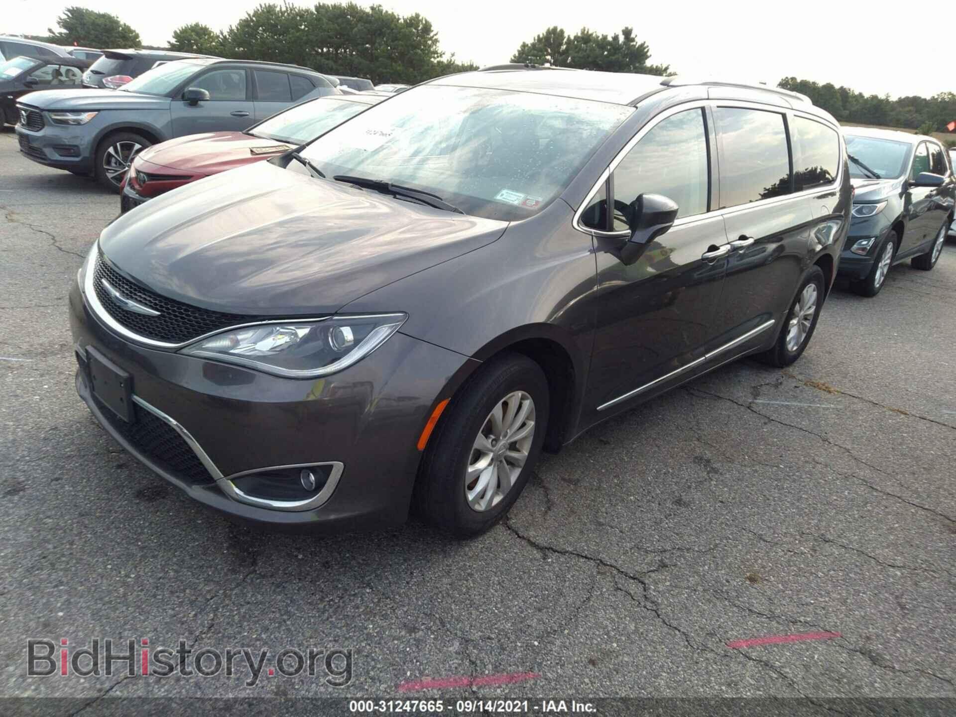 2019 CHRYSLER PACIFICA - VIN: 2C4RC1BG0KR720793 - Photo 2