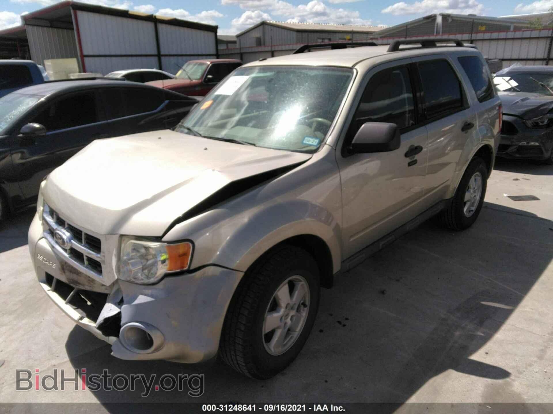 2012 FORD ESCAPE - VIN: 1FMCU0D71CKC60307 - Фото 2