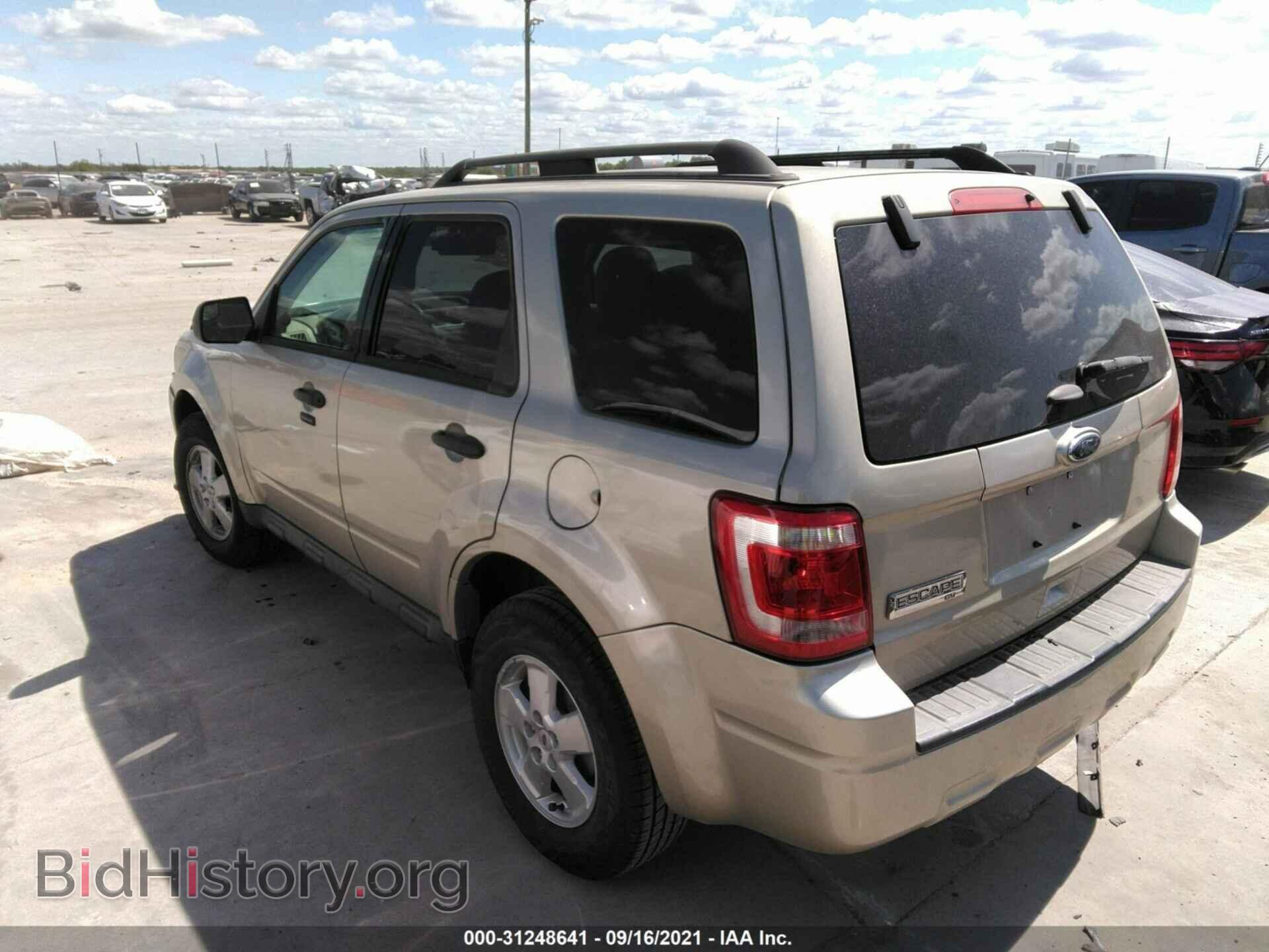 2012 FORD ESCAPE - VIN: 1FMCU0D71CKC60307 - Фото 3