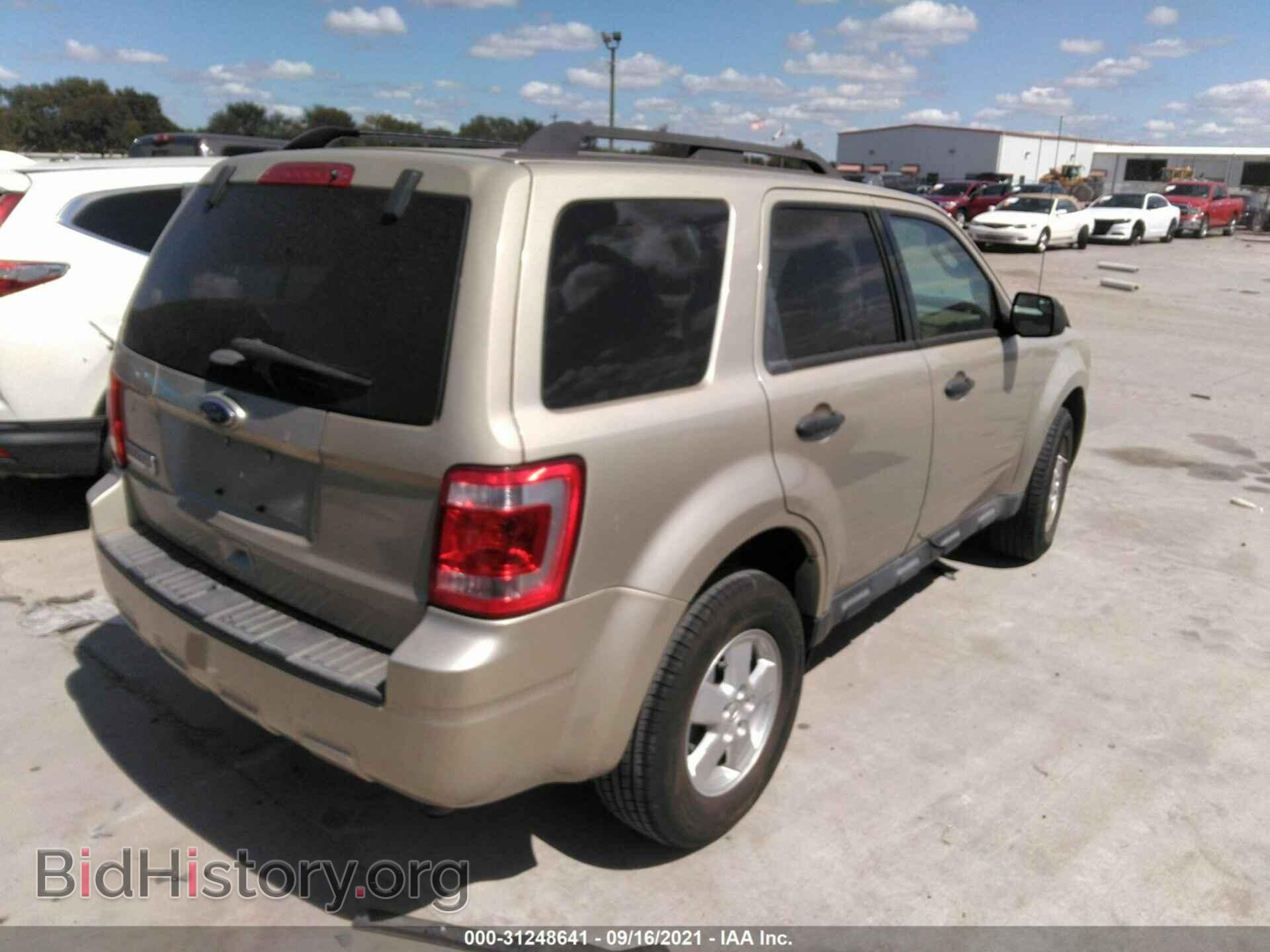 2012 FORD ESCAPE - VIN: 1FMCU0D71CKC60307 - Фото 4