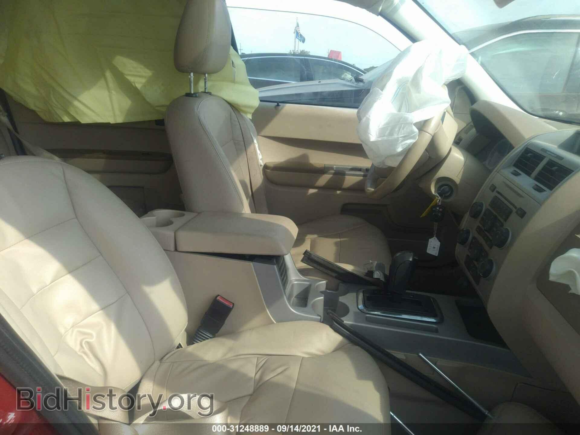 2008 FORD ESCAPE - VIN: 1FMCU93188KD75608 - Фото 5