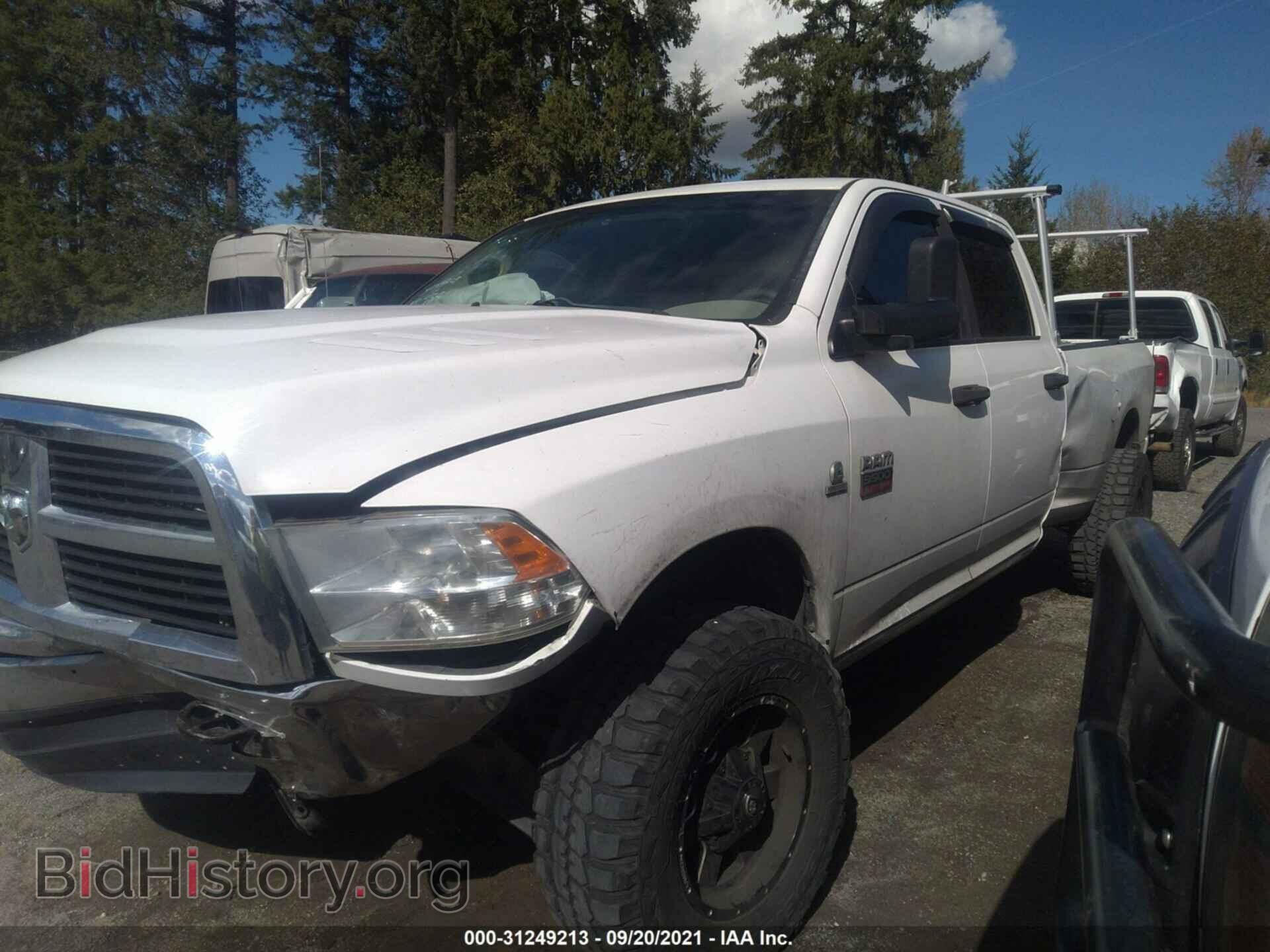 2012 RAM 3500 - VIN: 3C63D3HL8CG243757 - Photo 2