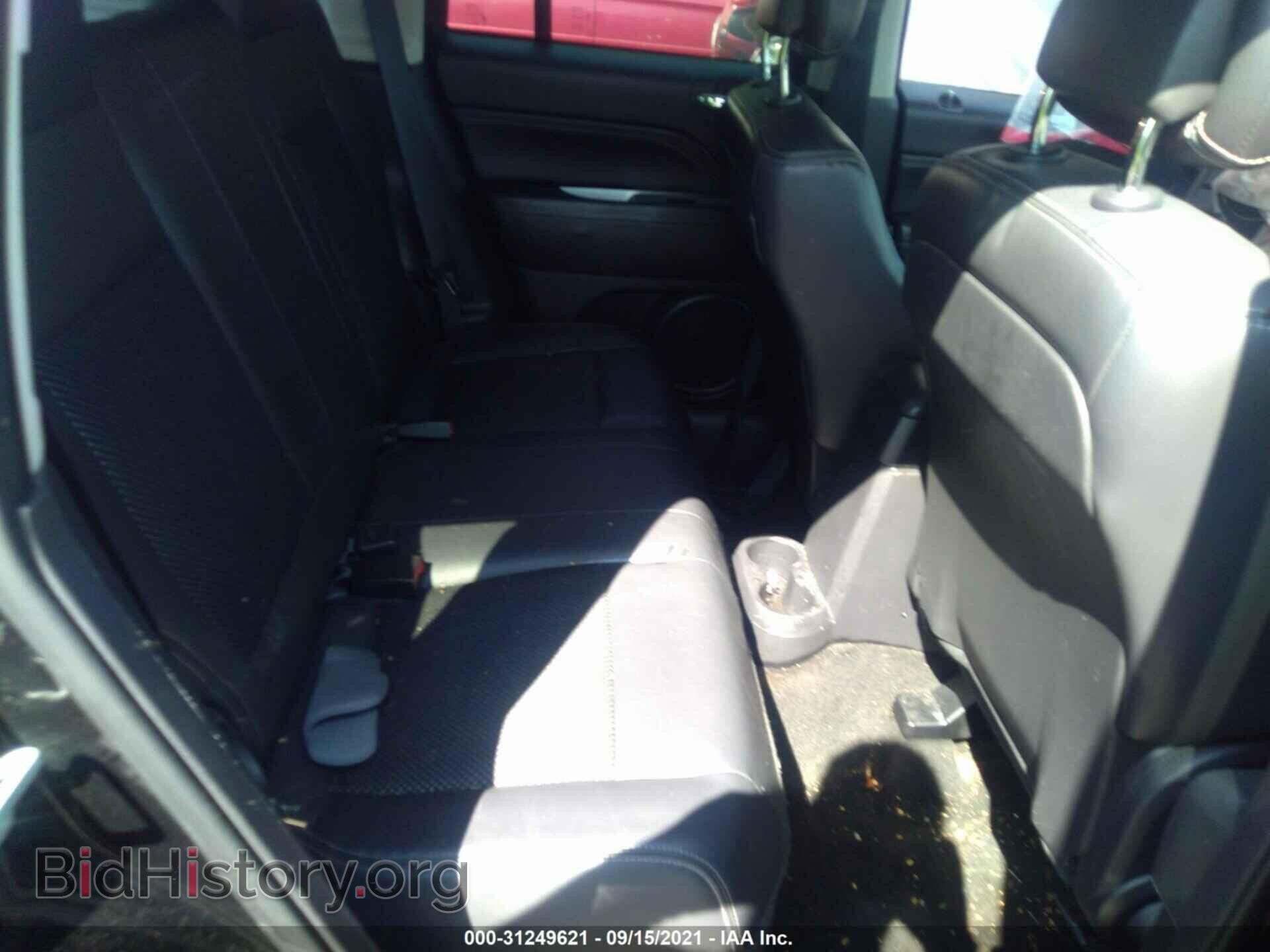 2014 JEEP COMPASS - VIN: 1C4NJCEA4ED647944 - Фото 8