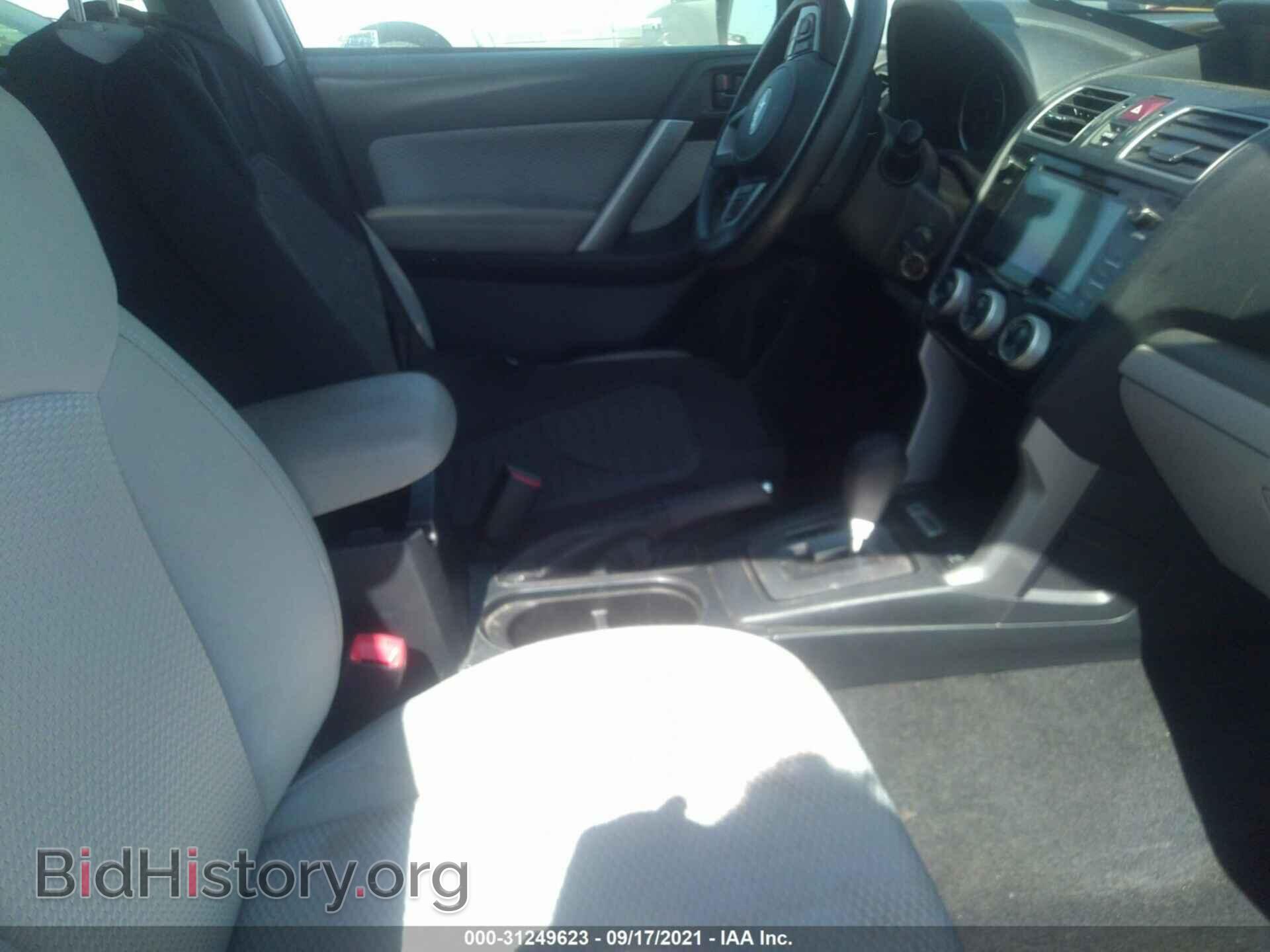 2017 SUBARU FORESTER - VIN: JF2SJAEC6HH586314 - Фото 5