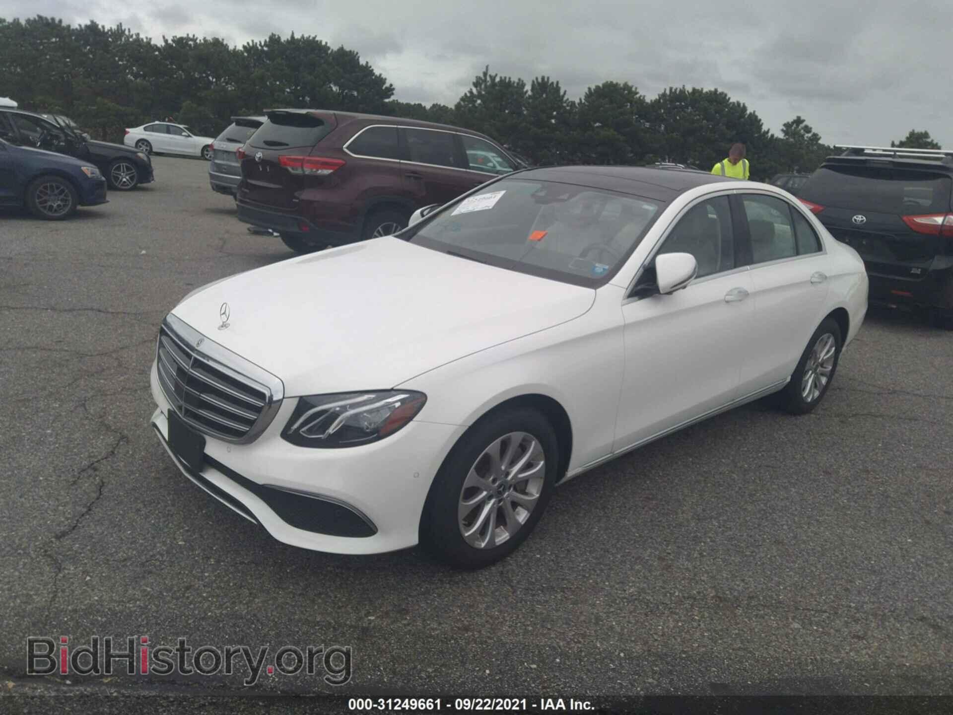 2020 MERCEDES-BENZ E-CLASS - VIN: WDDZF8EB2LA740376 - Фото 2
