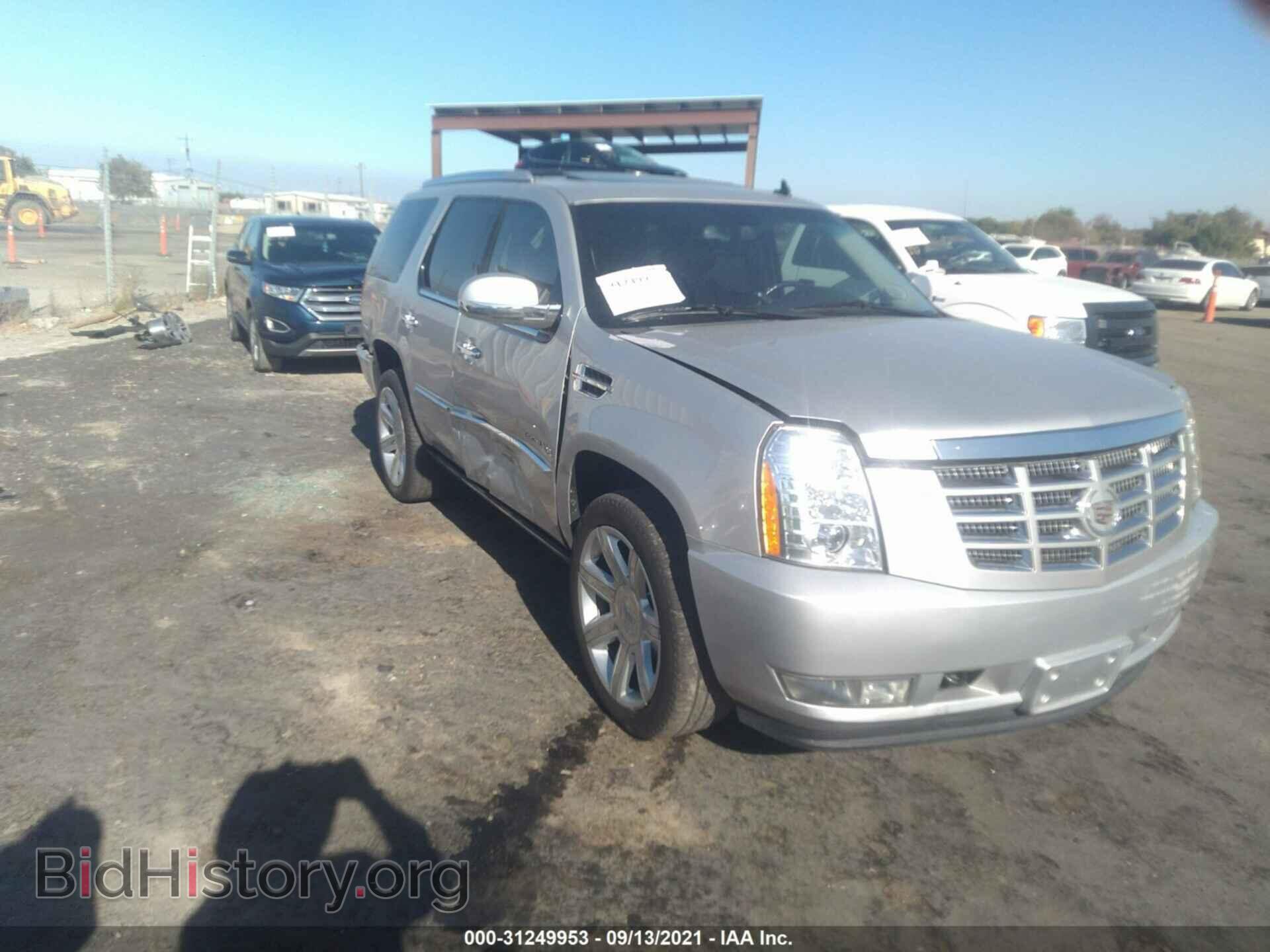 Фотография 1GYS4CEF4BR140492 - CADILLAC ESCALADE 2011