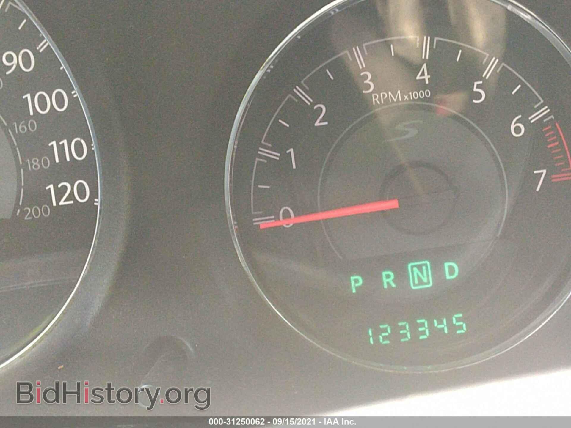 2012 CHRYSLER 200 - VIN: 1C3CCBBGXCN305947 - Фото 7