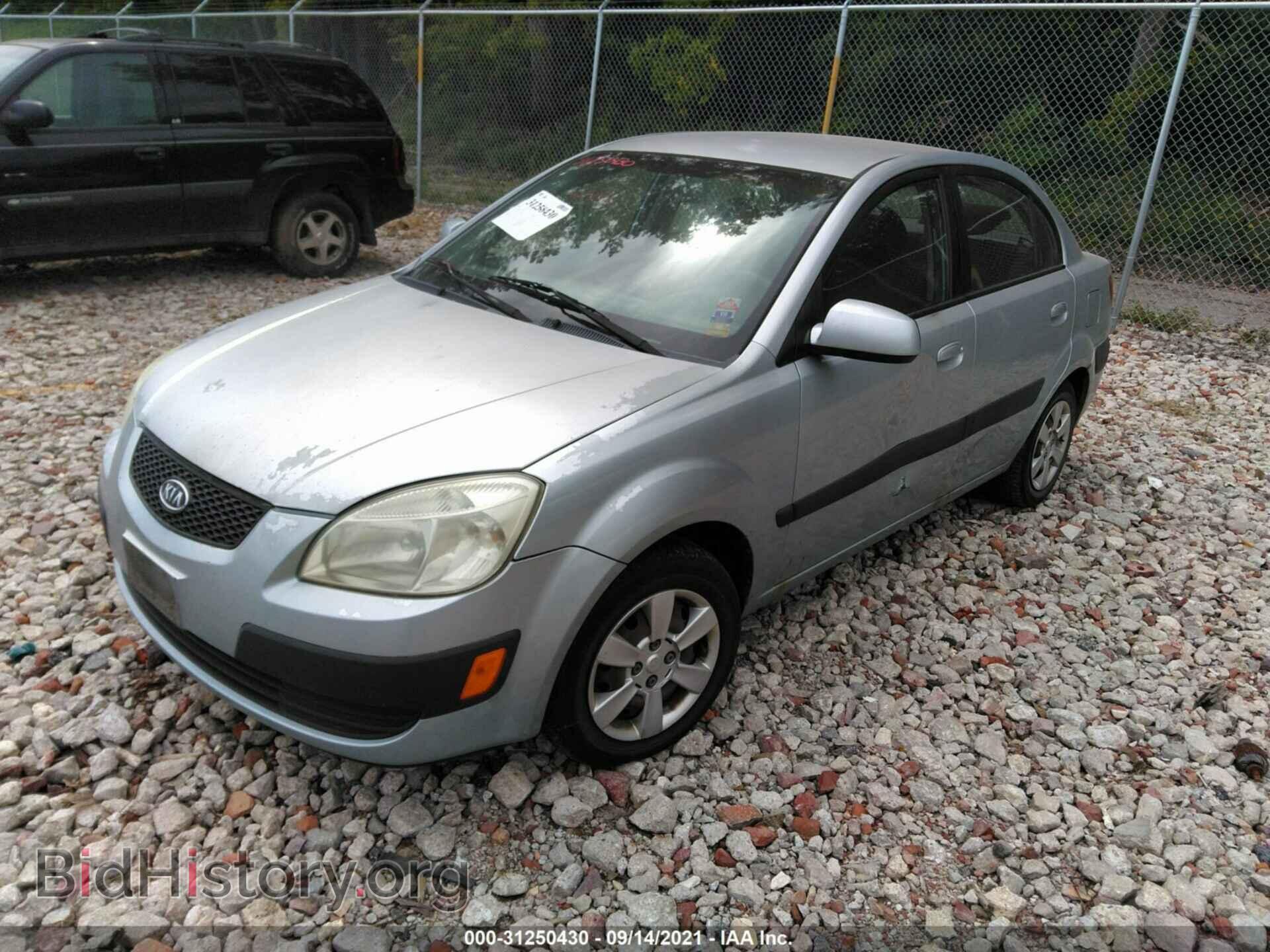 2007 KIA RIO - VIN: KNADE123876194068 - Фото 2