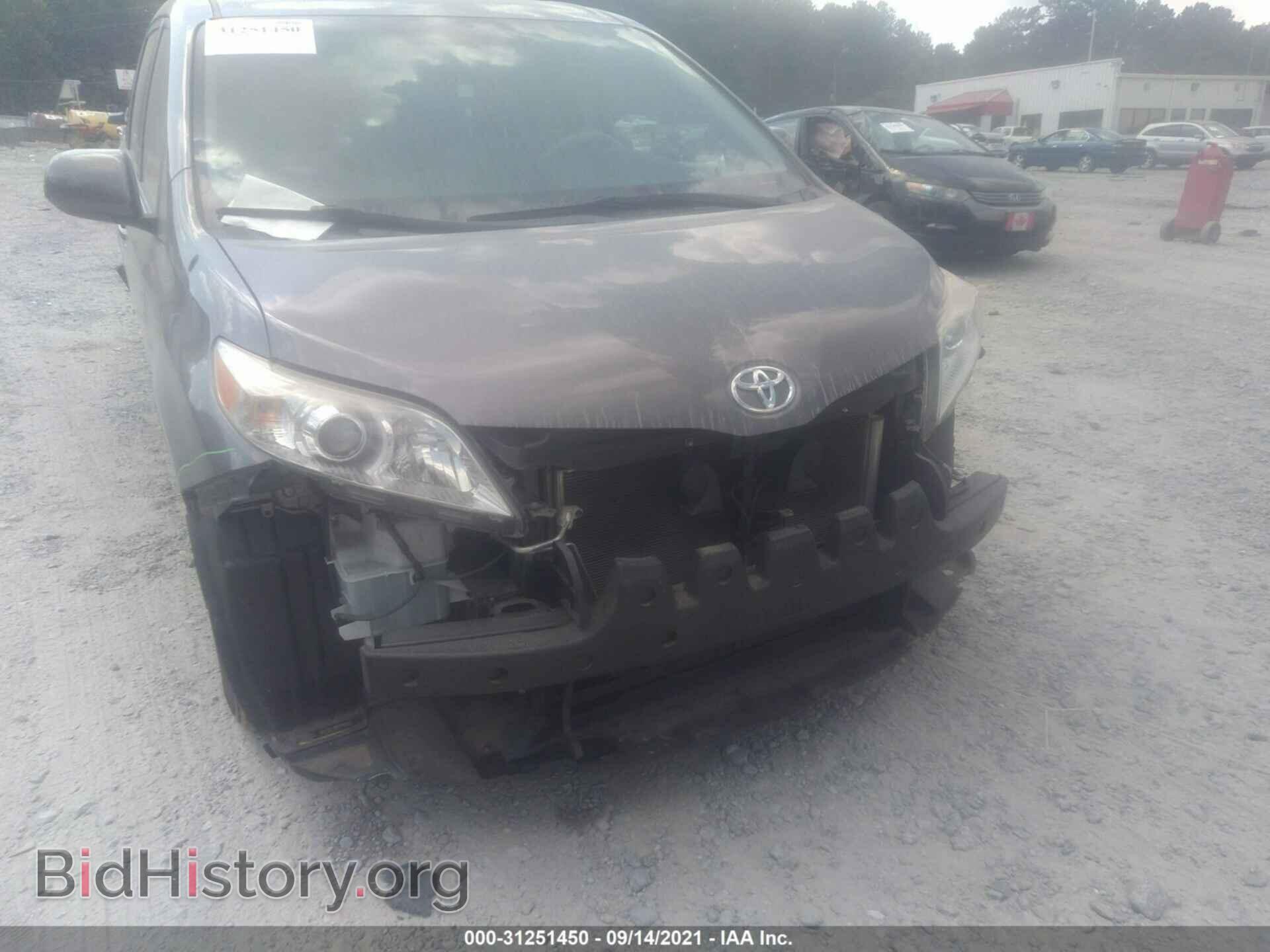 2013 TOYOTA SIENNA - VIN: 5TDKK3DC5DS370761 - Фото 6