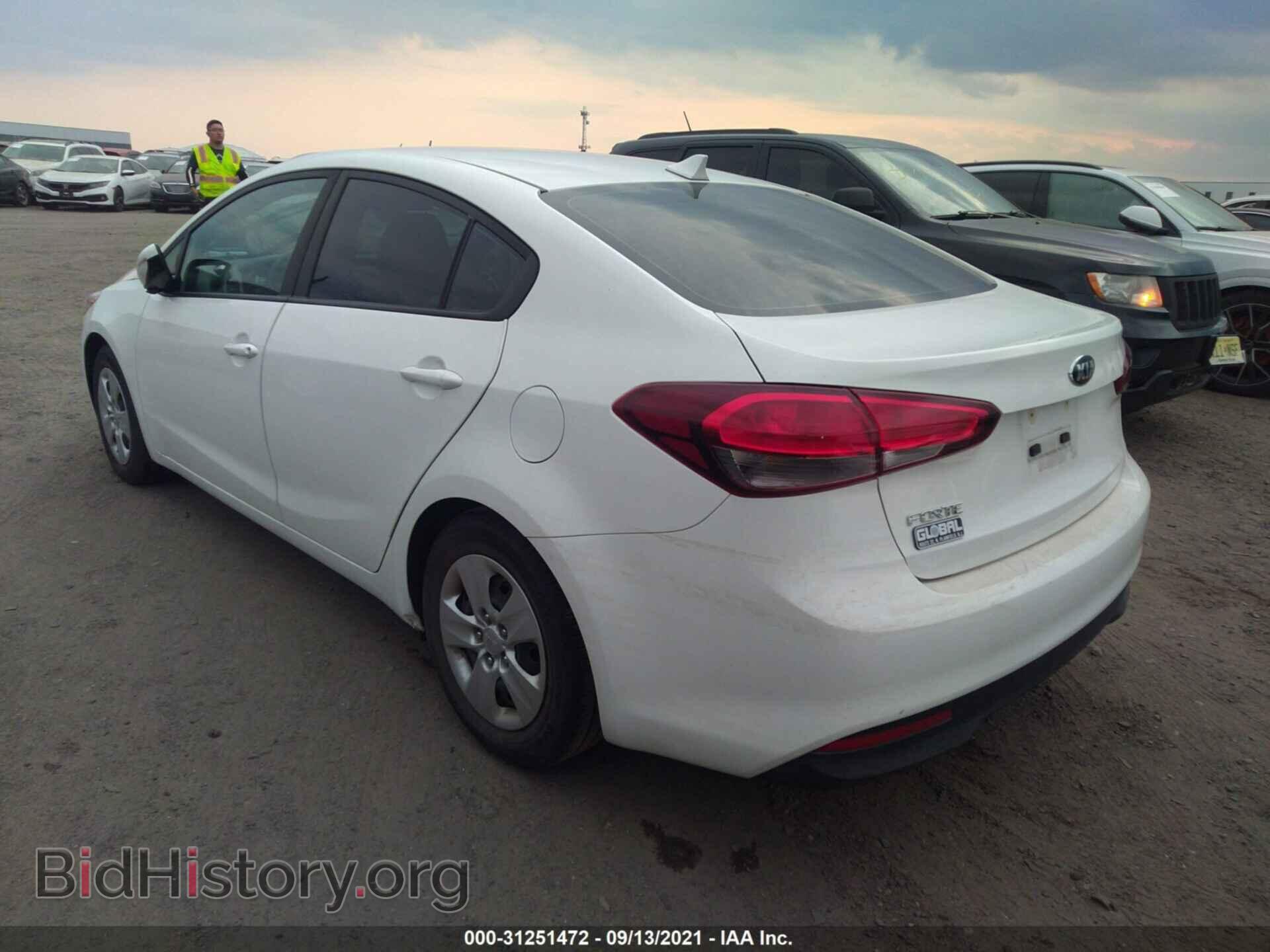 2017 KIA FORTE - VIN: 3KPFK4A70HE094004 - Фото 3