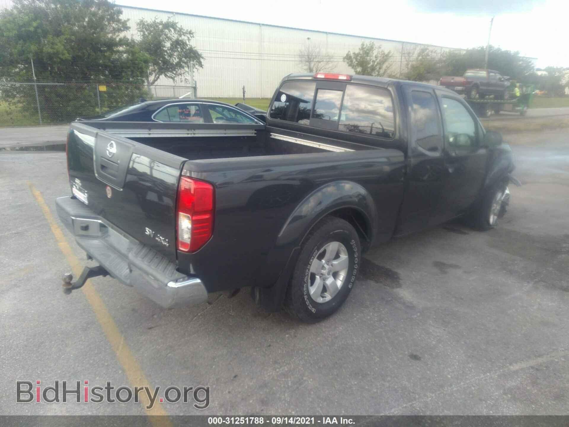 2011 NISSAN FRONTIER - VIN: 1N6AD0CW3BC408063 - Фото 4