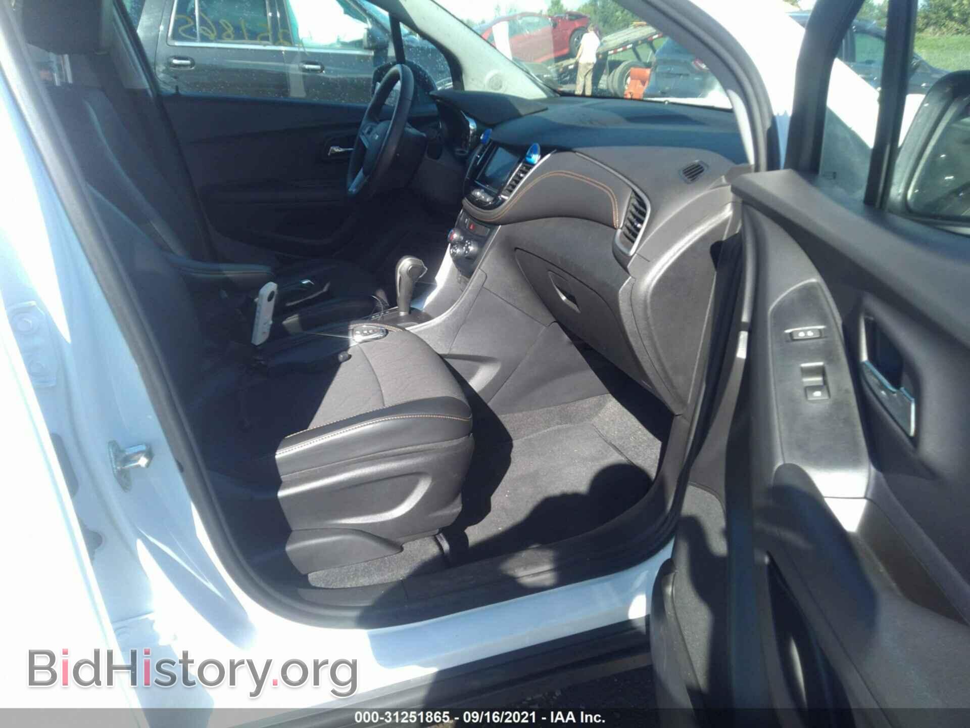 2020 CHEVROLET TRAX - VIN: 3GNCJPSBXLL178319 - Фото 5