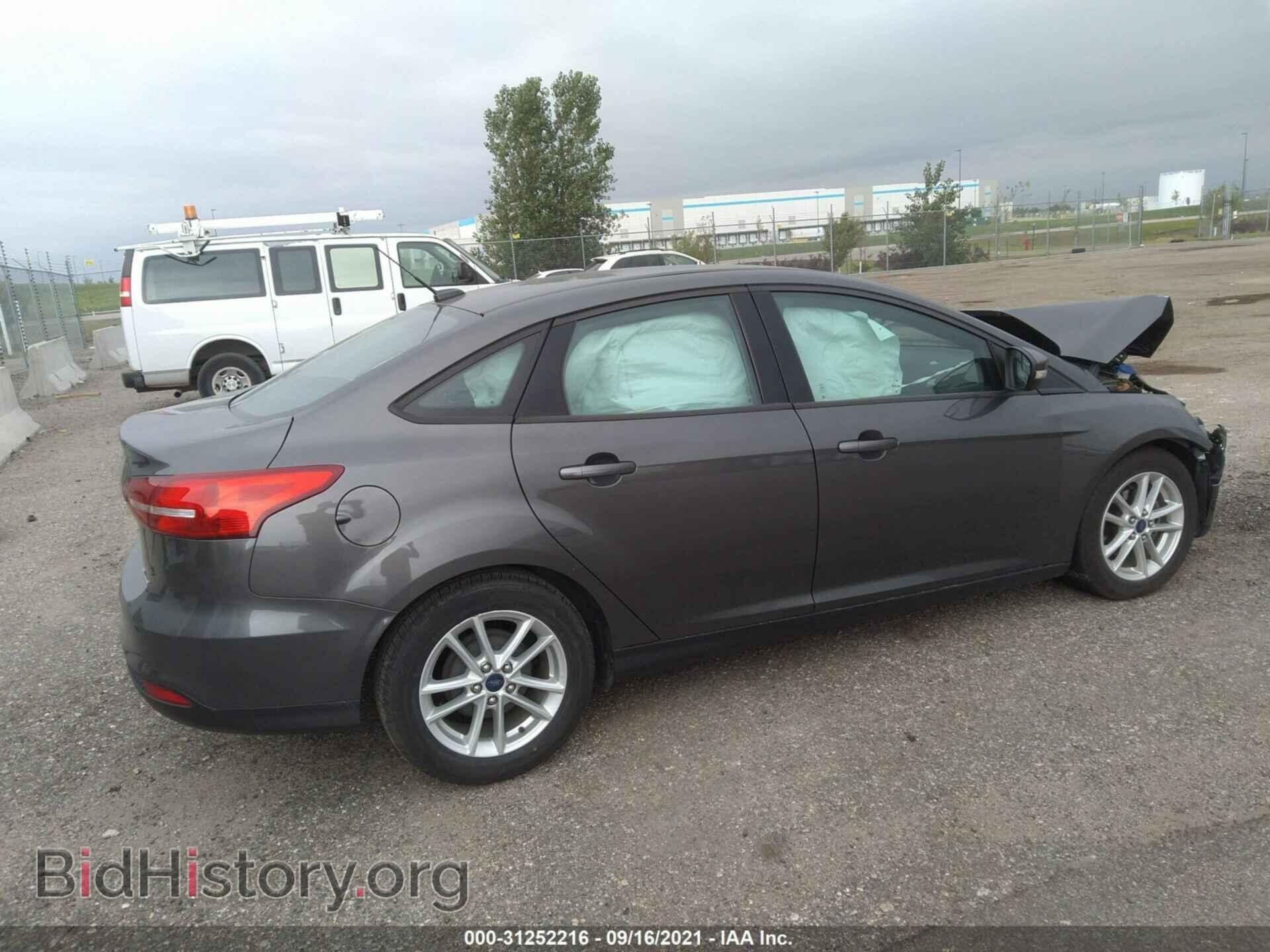 2015 FORD FOCUS - VIN: 1FADP3F23FL380178 - Photo 4
