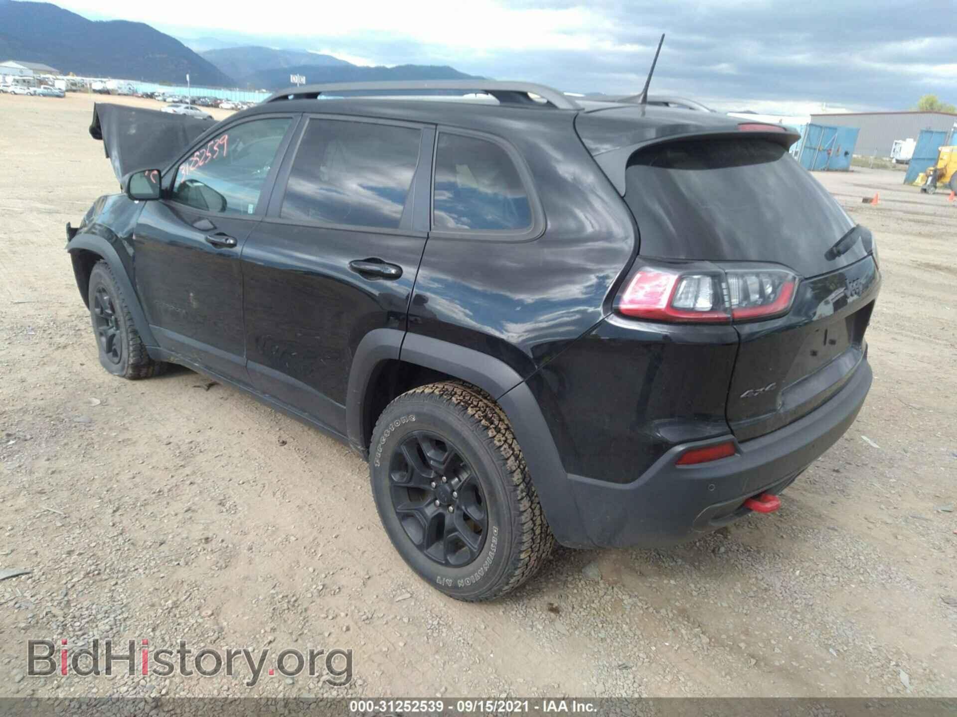 2019 JEEP CHEROKEE - VIN: 1C4PJMBX0KD105579 - Фото 3