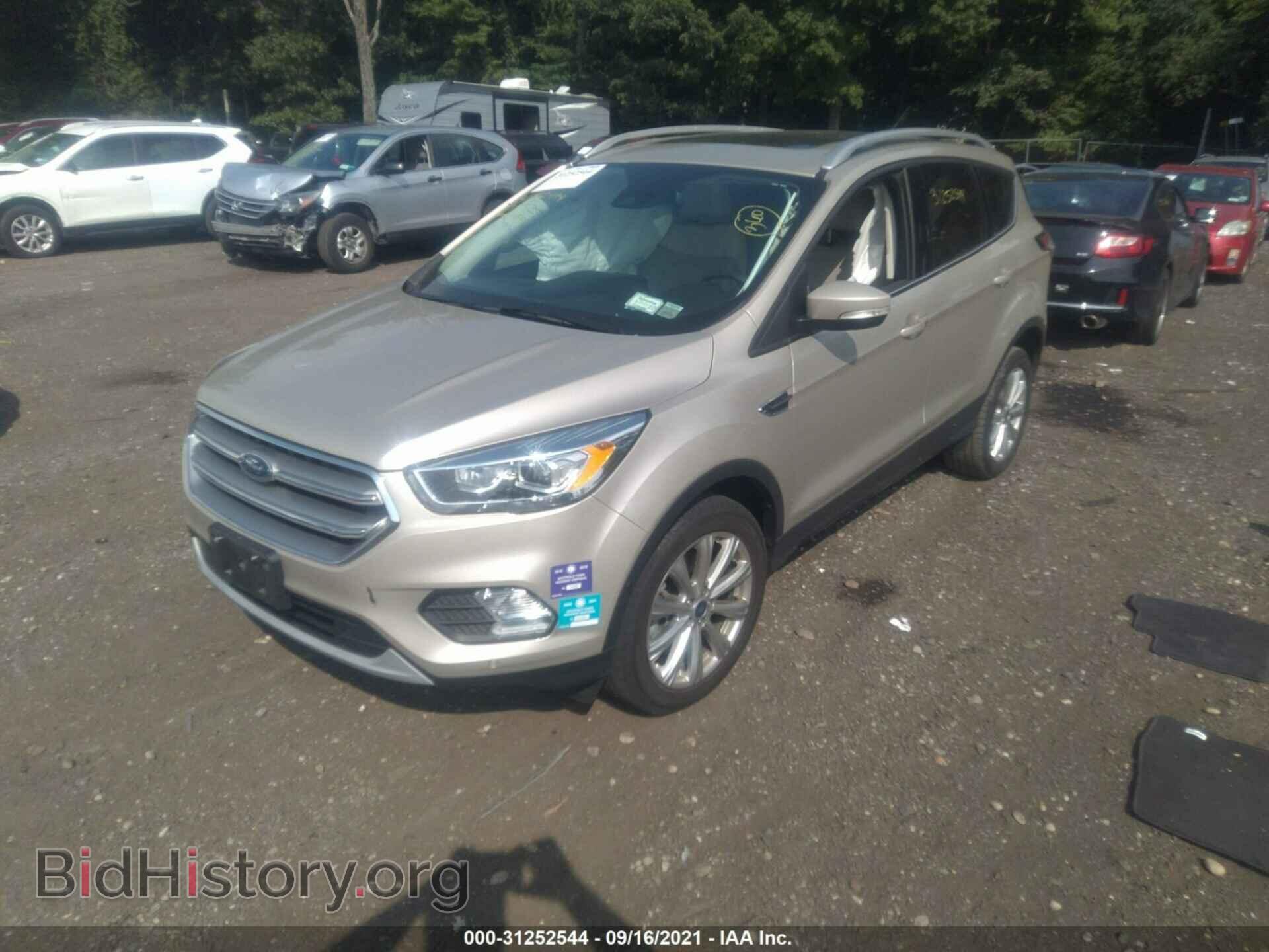 2017 FORD ESCAPE - VIN: 1FMCU9J91HUD33388 - Фото 2