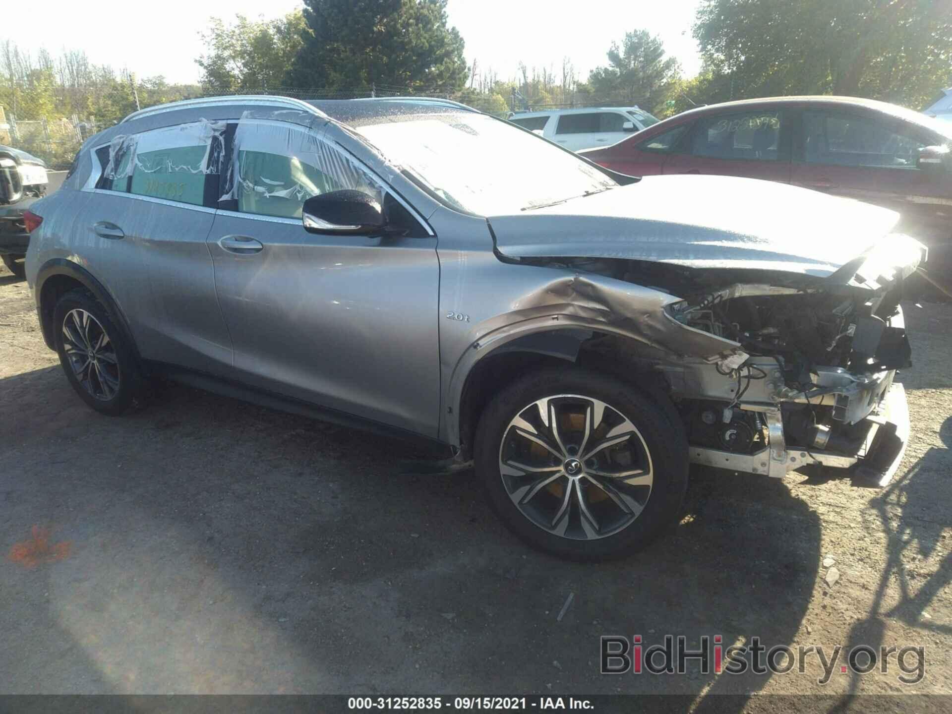 Photo SJKCH5CR1JA043414 - INFINITI QX30 2018