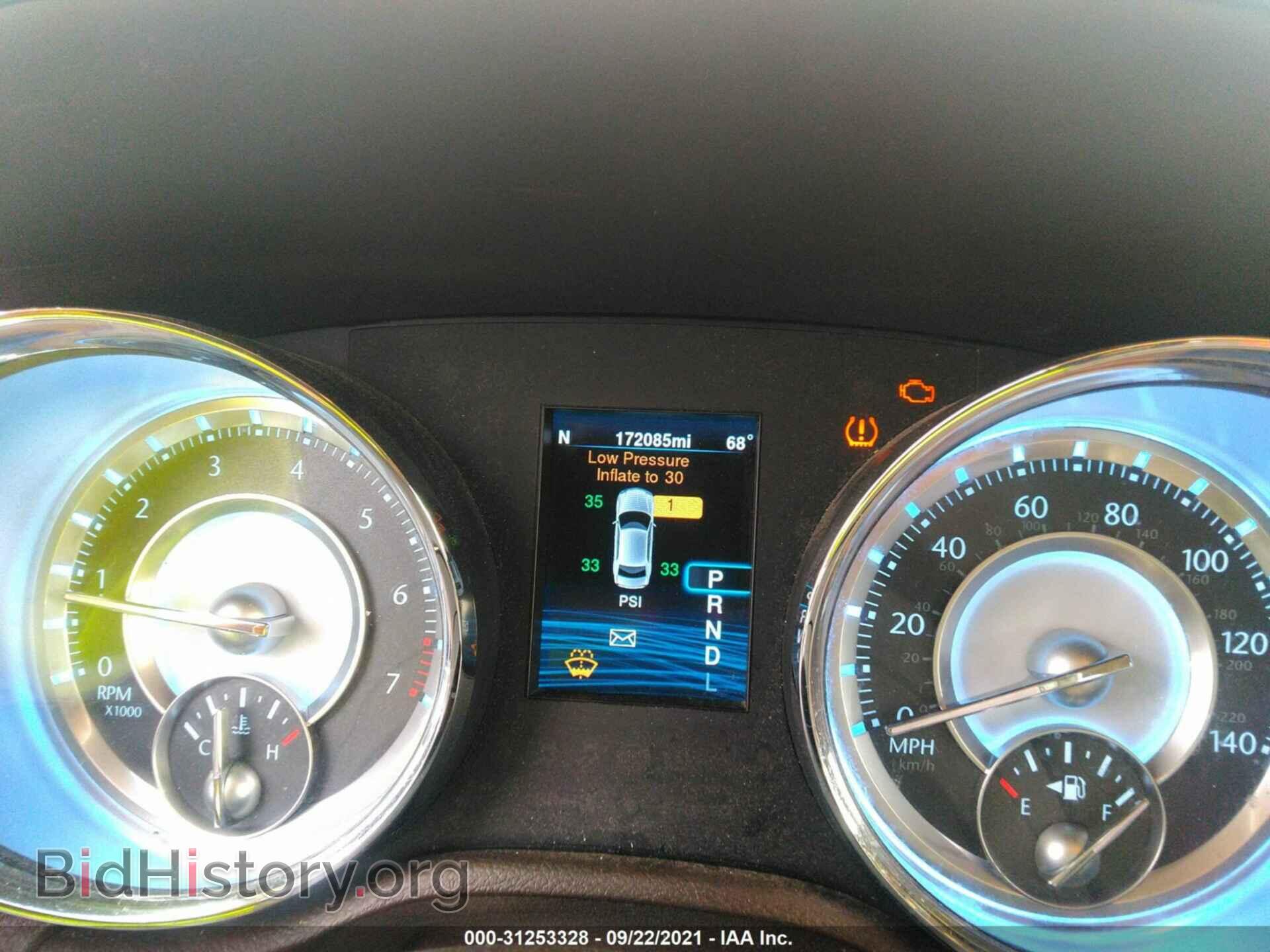 2014 CHRYSLER 300 - VIN: 2C3CCAEG3EH373072 - Фото 7