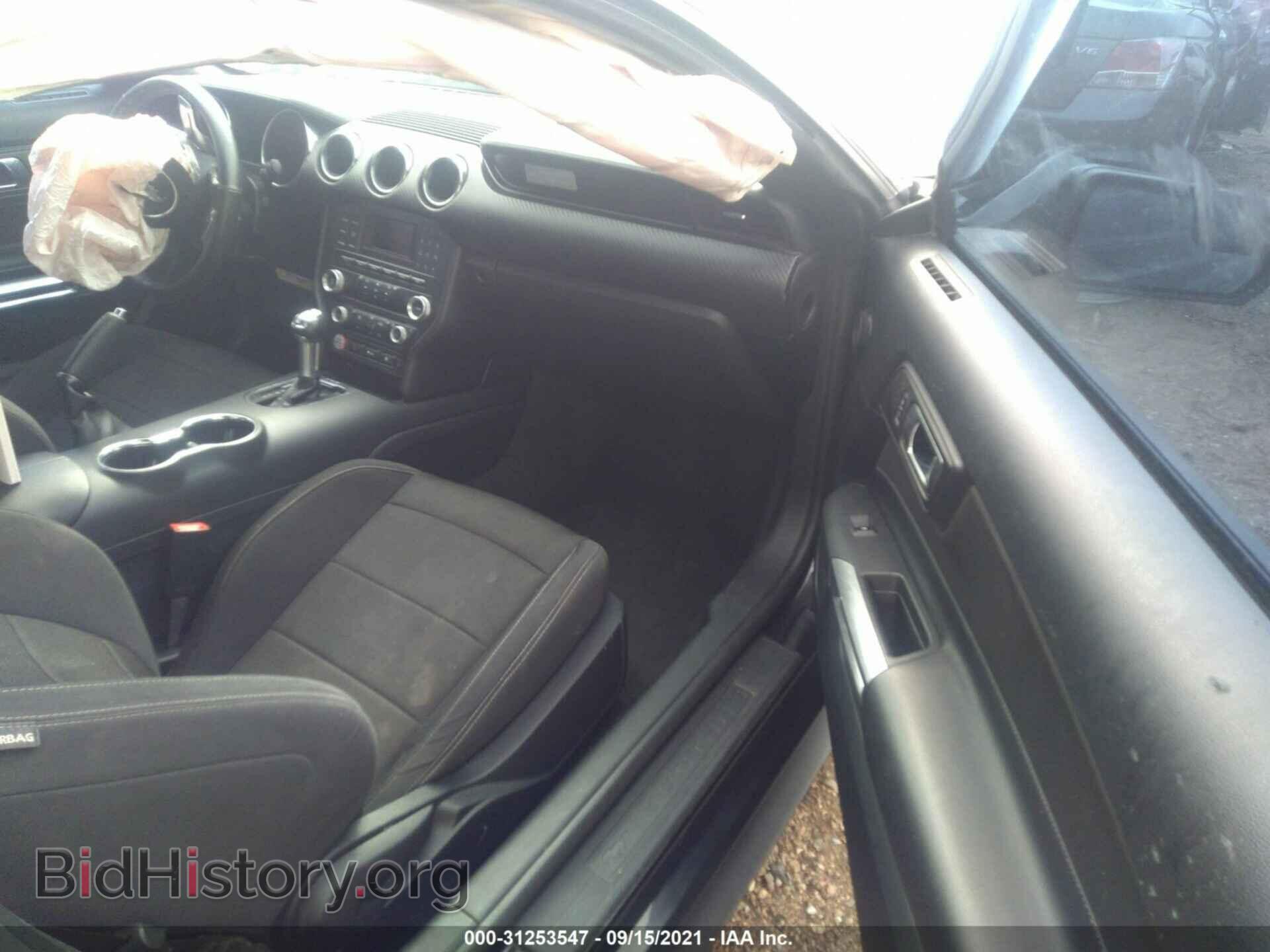 2017 FORD MUSTANG - VIN: 1FA6P8AM9H5301182 - Фото 5
