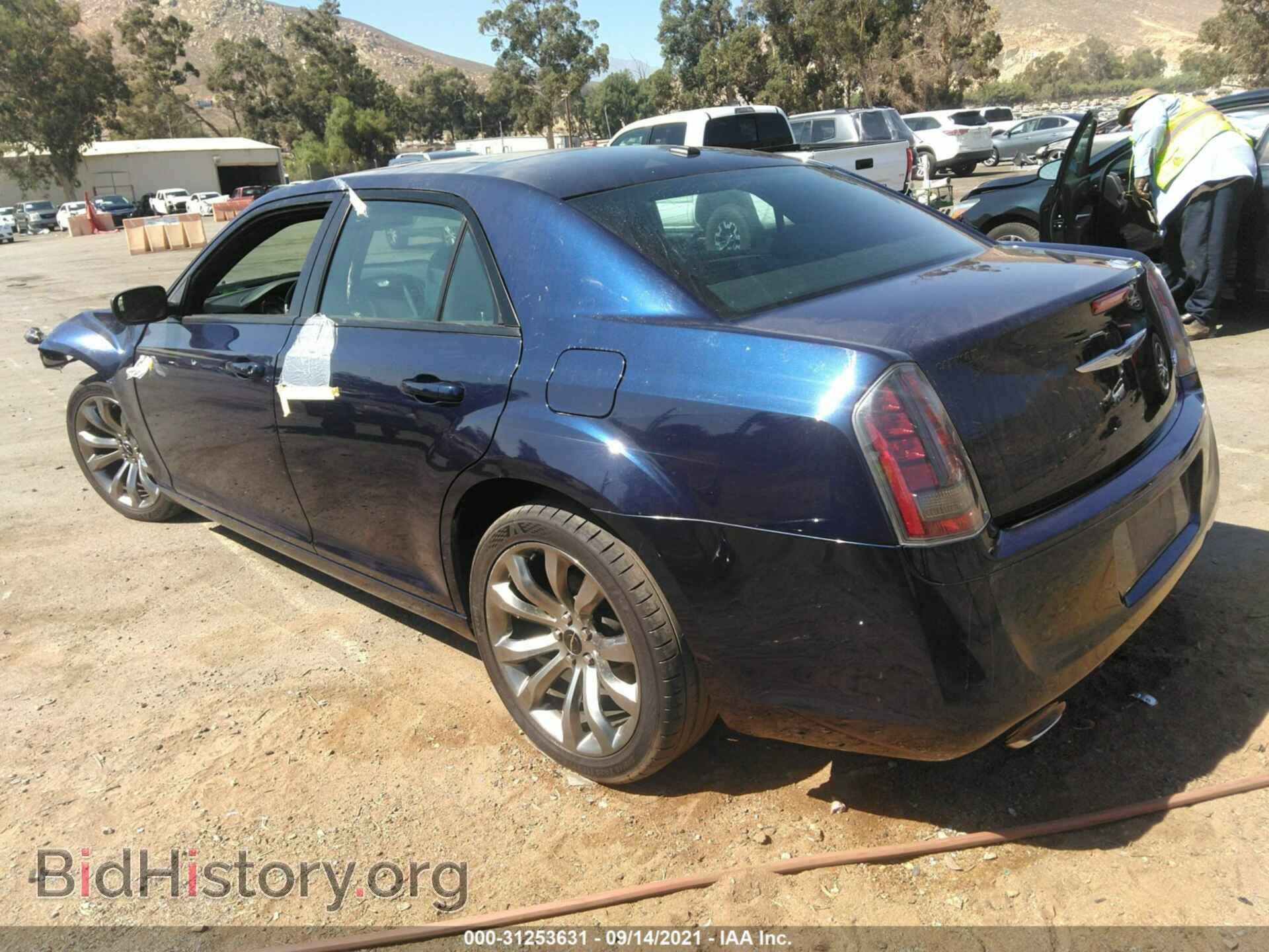 2014 CHRYSLER 300 - VIN: 2C3CCABG3EH223046 - Фото 3