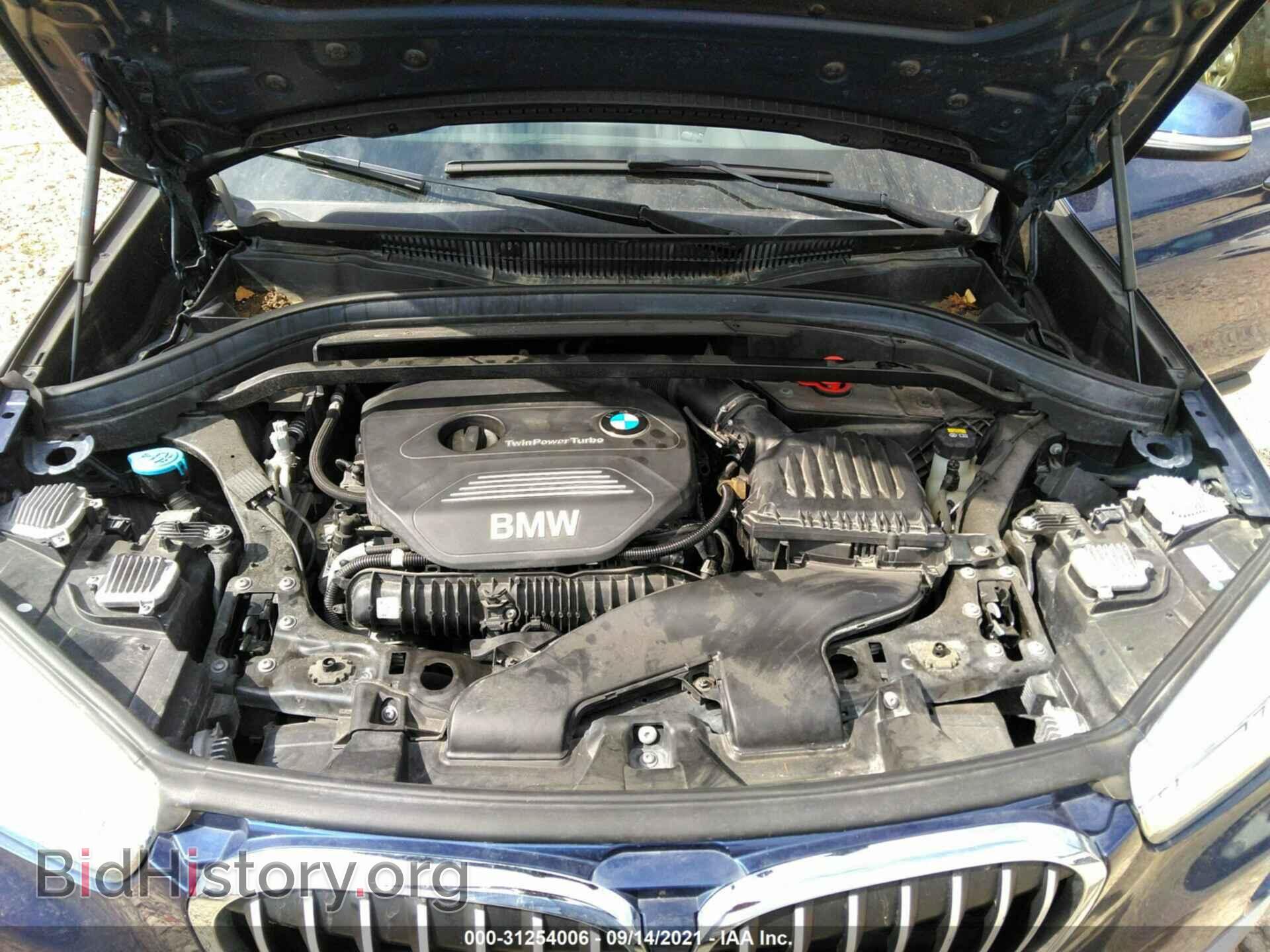2017 BMW X1 - VIN: WBXHT3C31H5F81336 - Фото 10