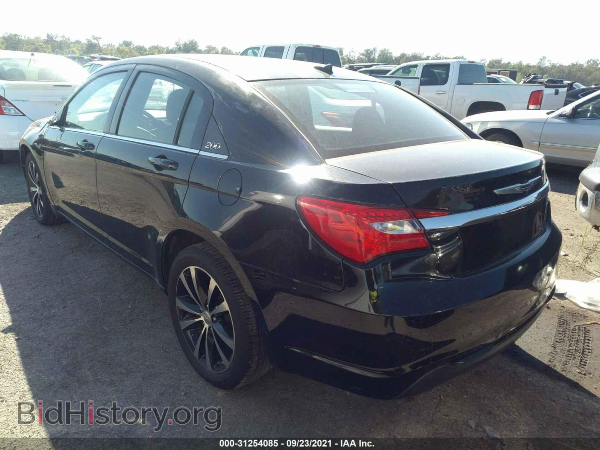 2012 CHRYSLER 200 - VIN: 1C3CCBBG3CN250712 - Фото 3