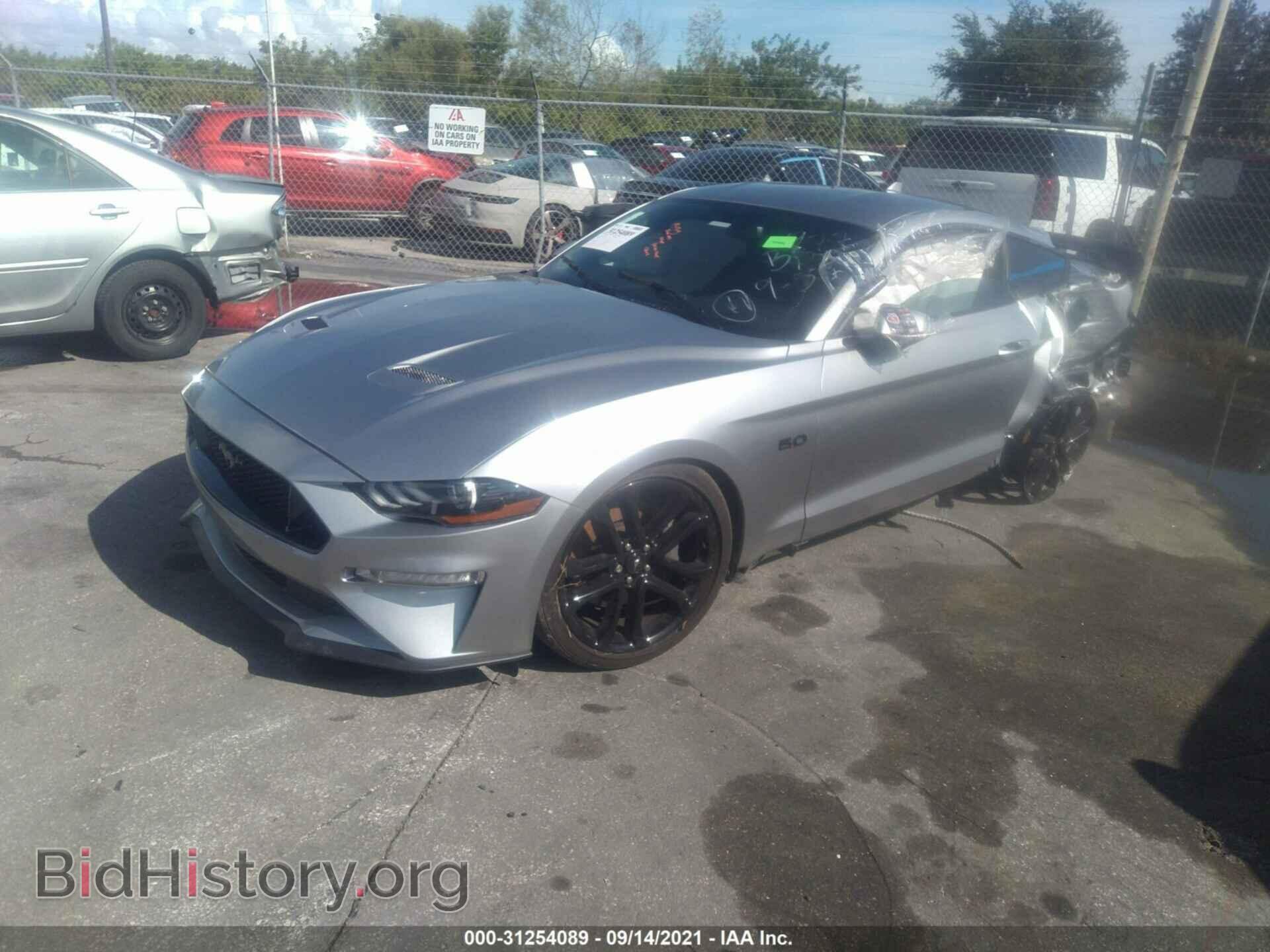 2020 FORD MUSTANG - VIN: 1FA6P8CF5L5161977 - Фото 2