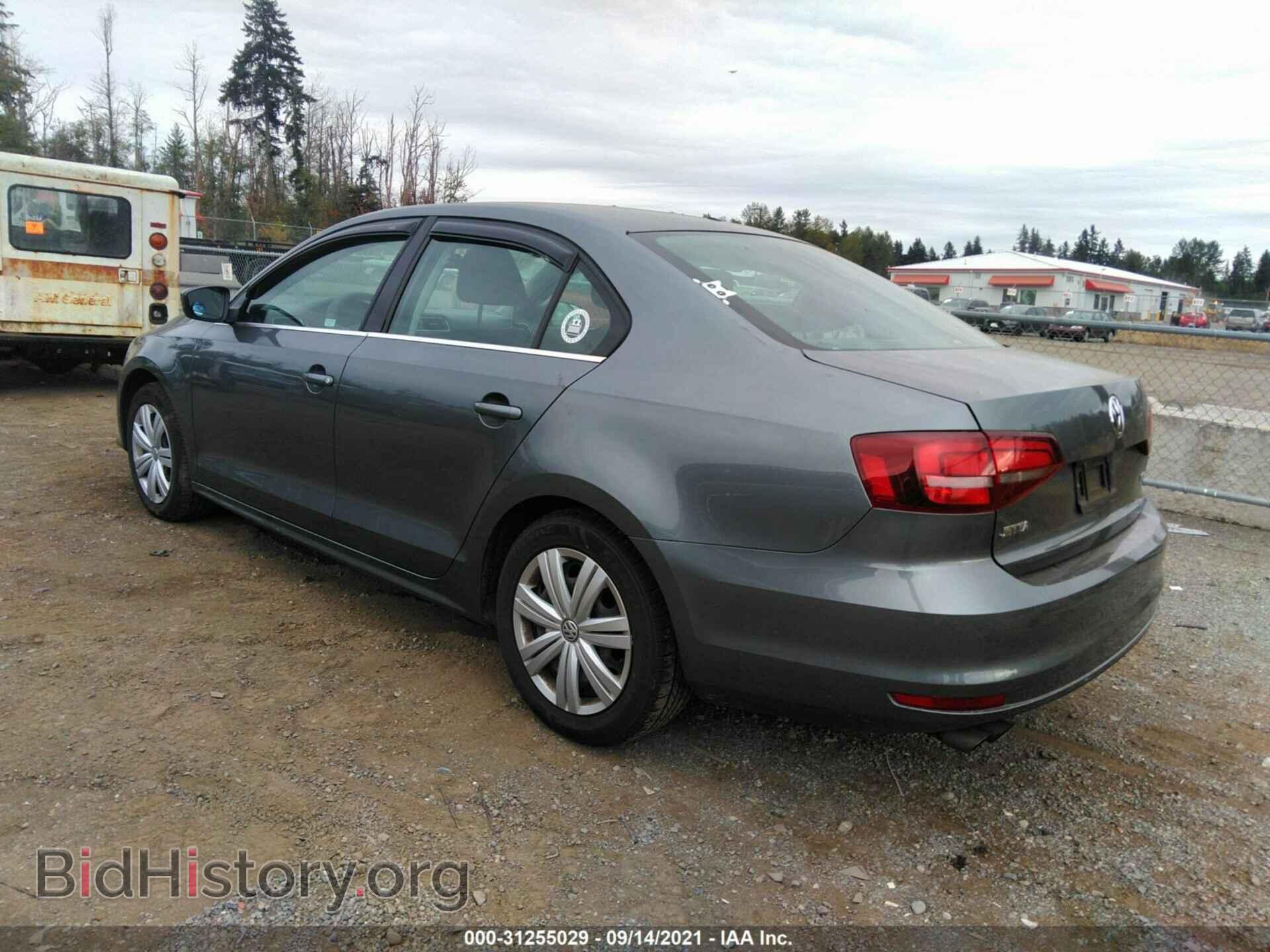 2017 VOLKSWAGEN JETTA - VIN: 3VW2B7AJ9HM373692 - Фото 3