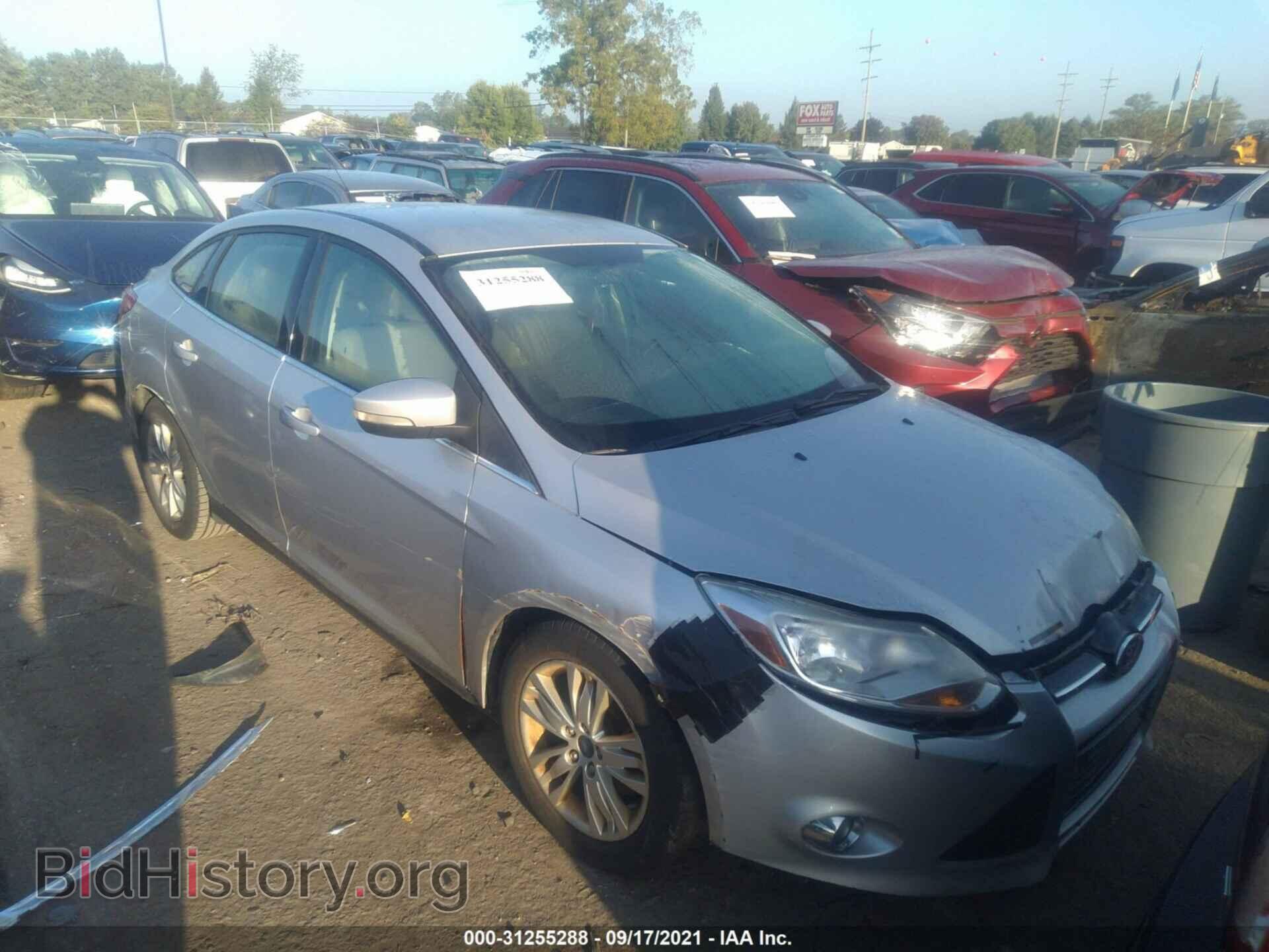 Photo 1FAHP3H24CL142155 - FORD FOCUS 2012