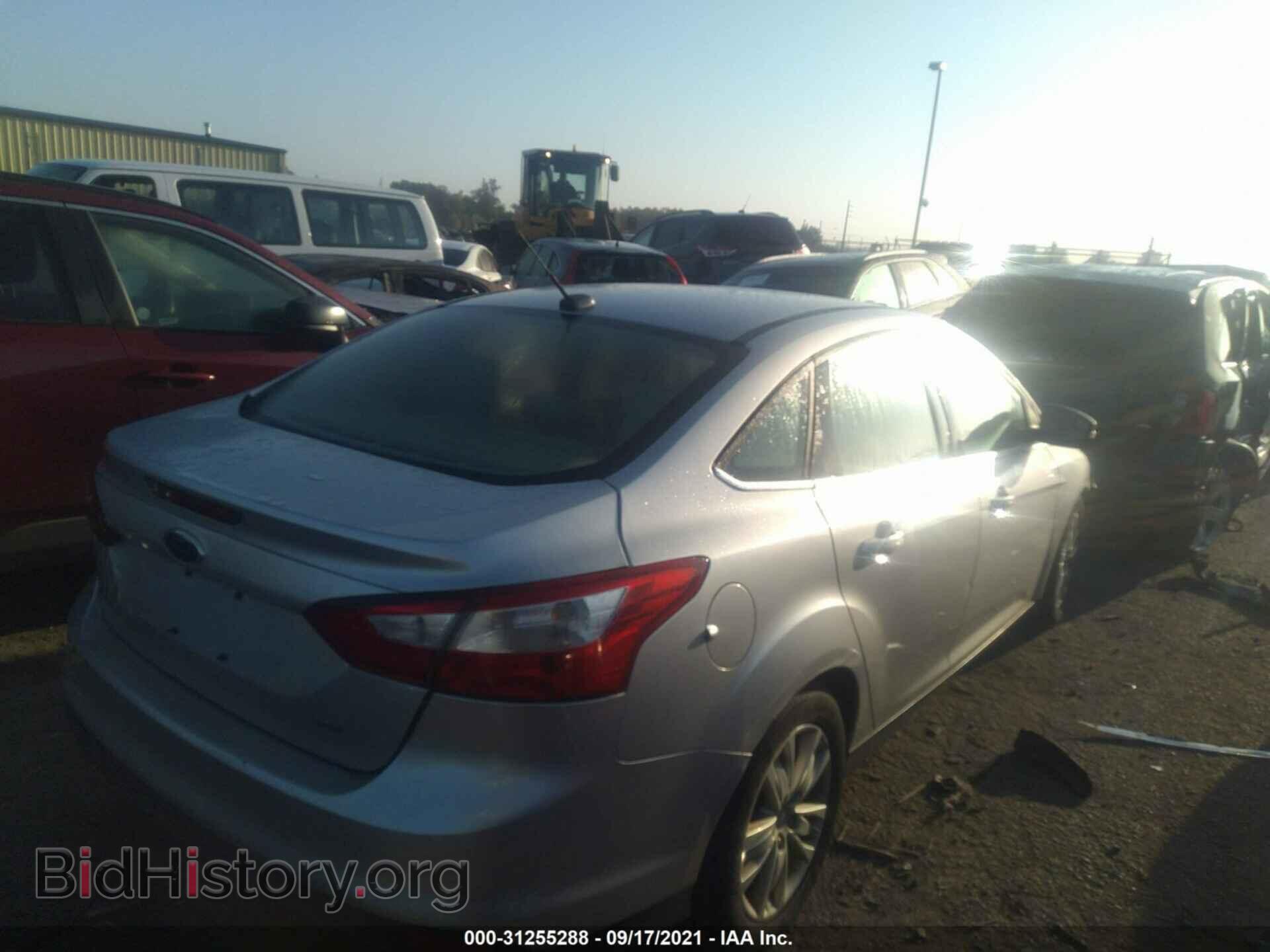 2012 FORD FOCUS - VIN: 1FAHP3H24CL142155 - Photo 4