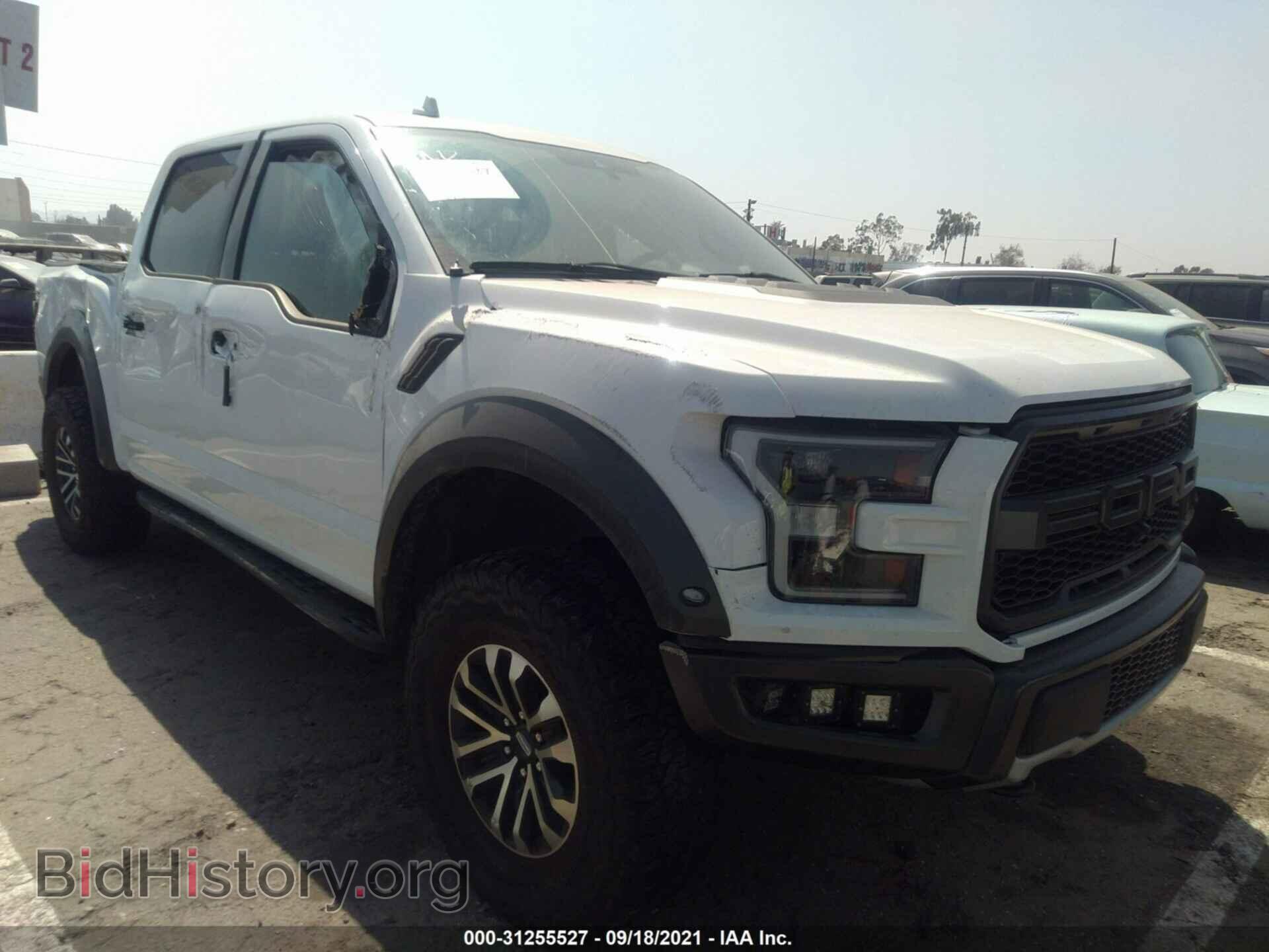Photo 1FTFW1RG6LFA19555 - FORD F-150 2020