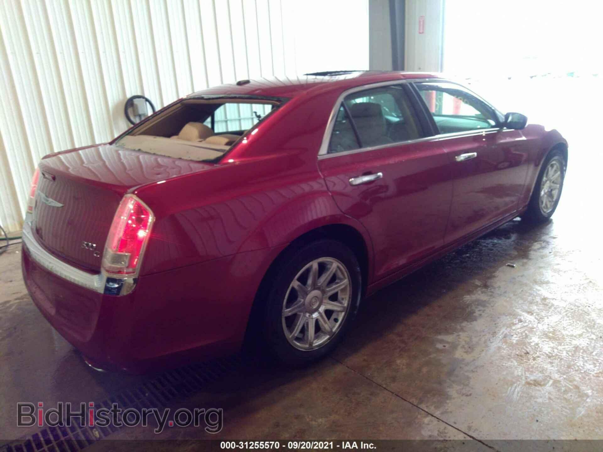 2014 CHRYSLER 300 - VIN: 2C3CCAEG3EH104229 - Фото 4