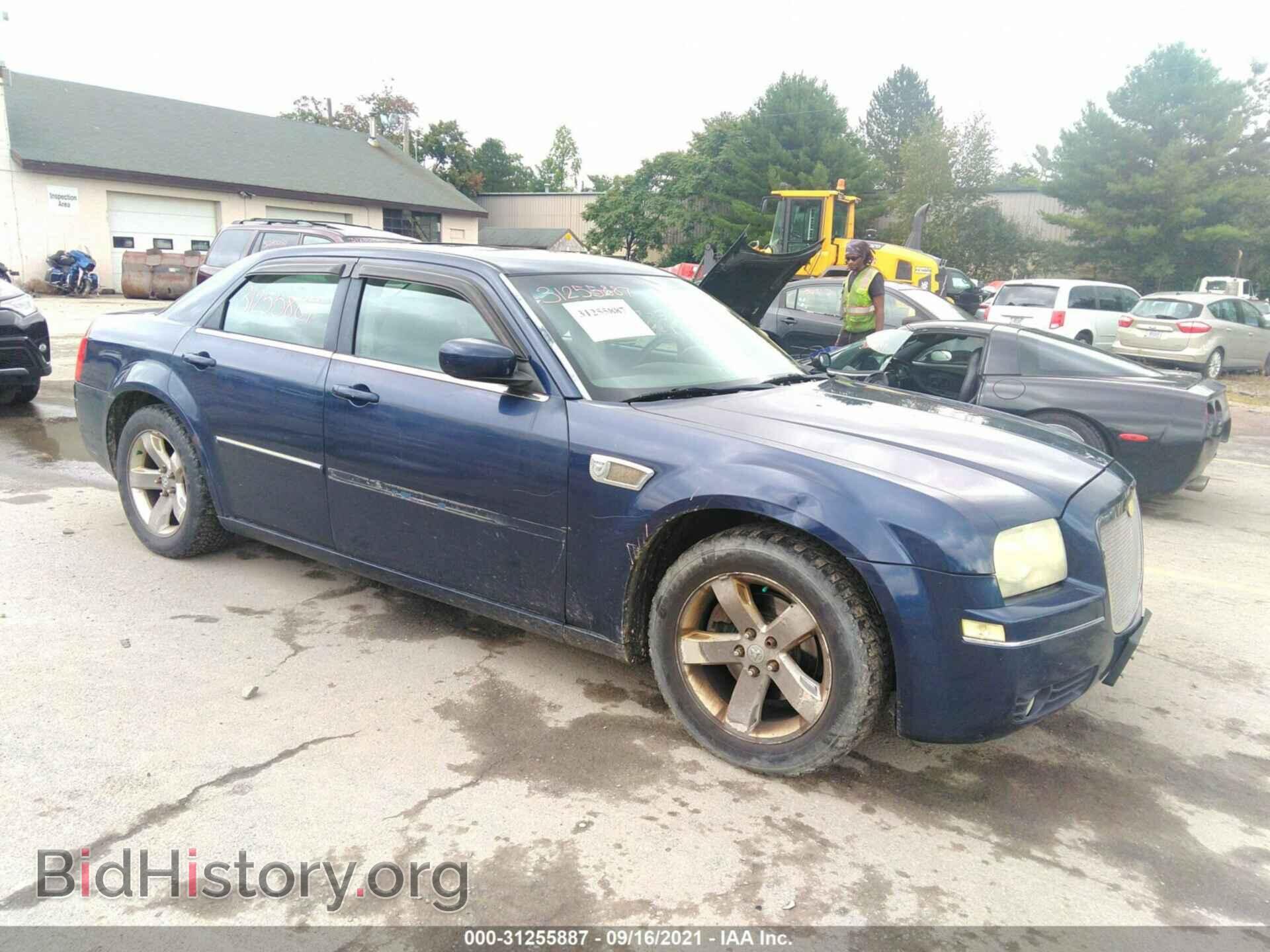 Фотография 2C3KA53G06H487589 - CHRYSLER 300 2006