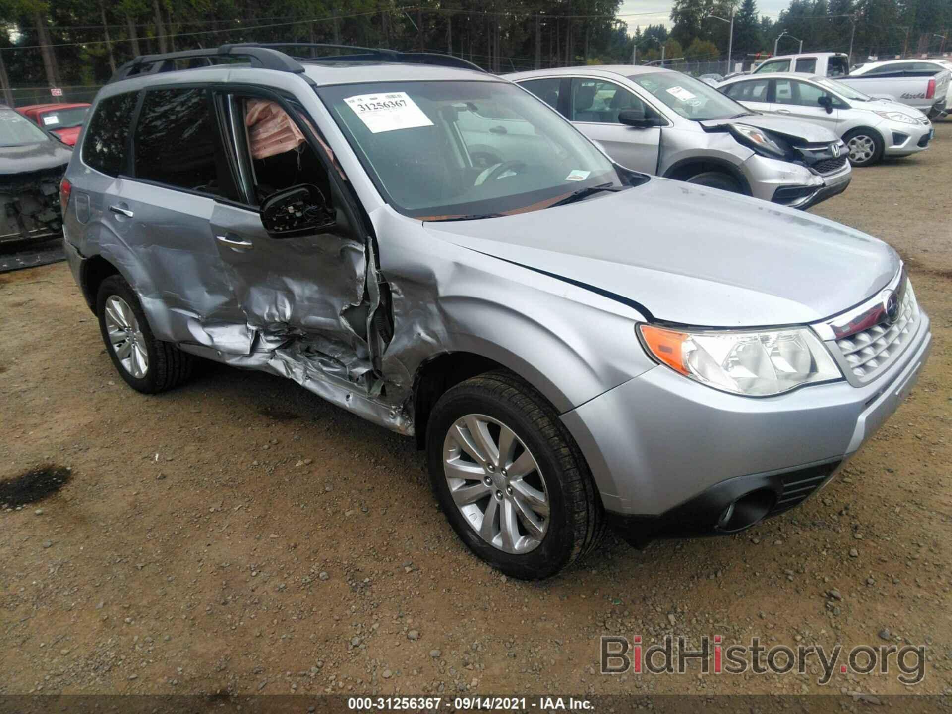 Photo JF2SHADC6DH432306 - SUBARU FORESTER 2013