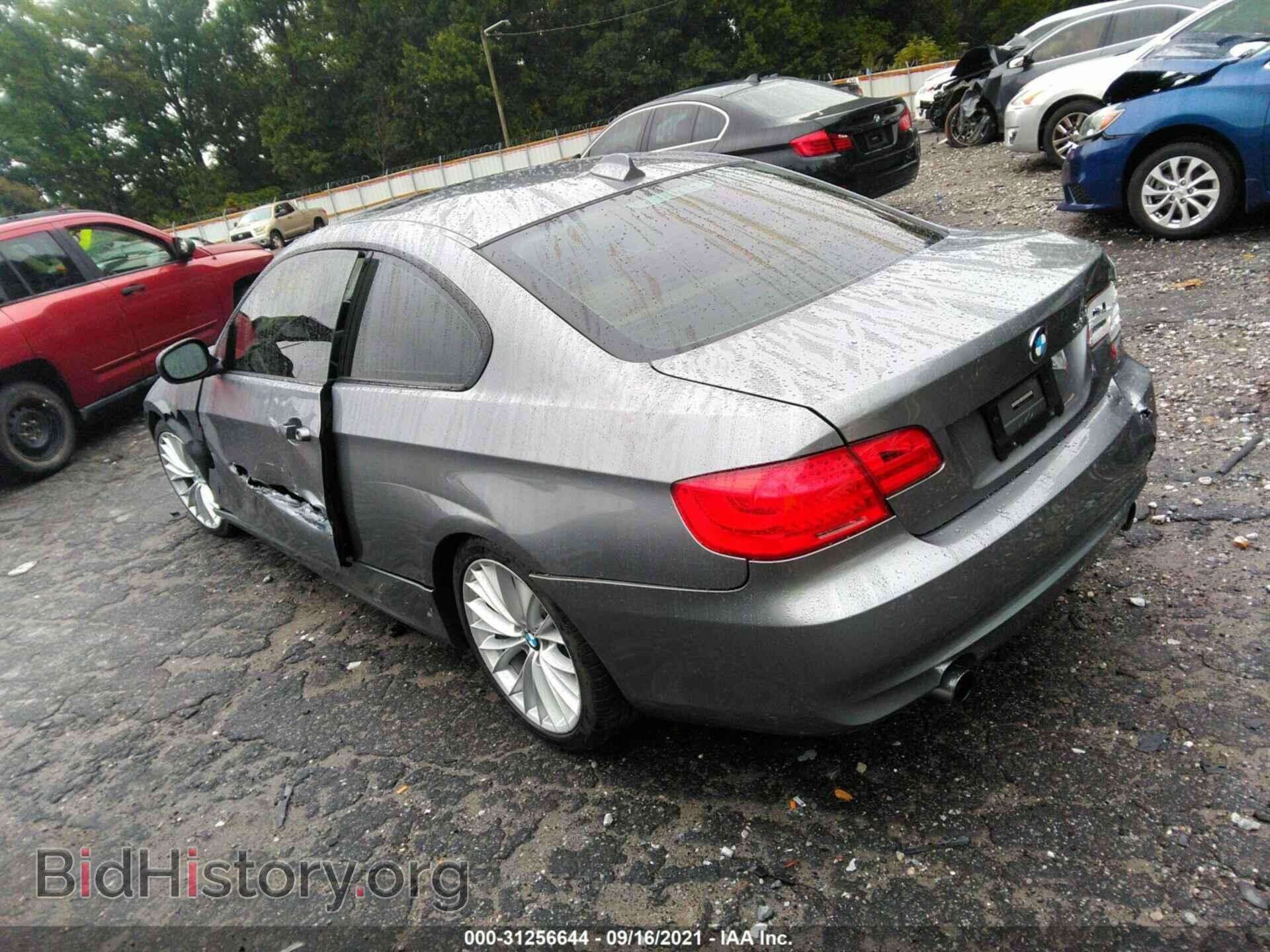 2011 BMW 3 SERIES - VIN: WBAKG7C57BE264372 - Фото 3