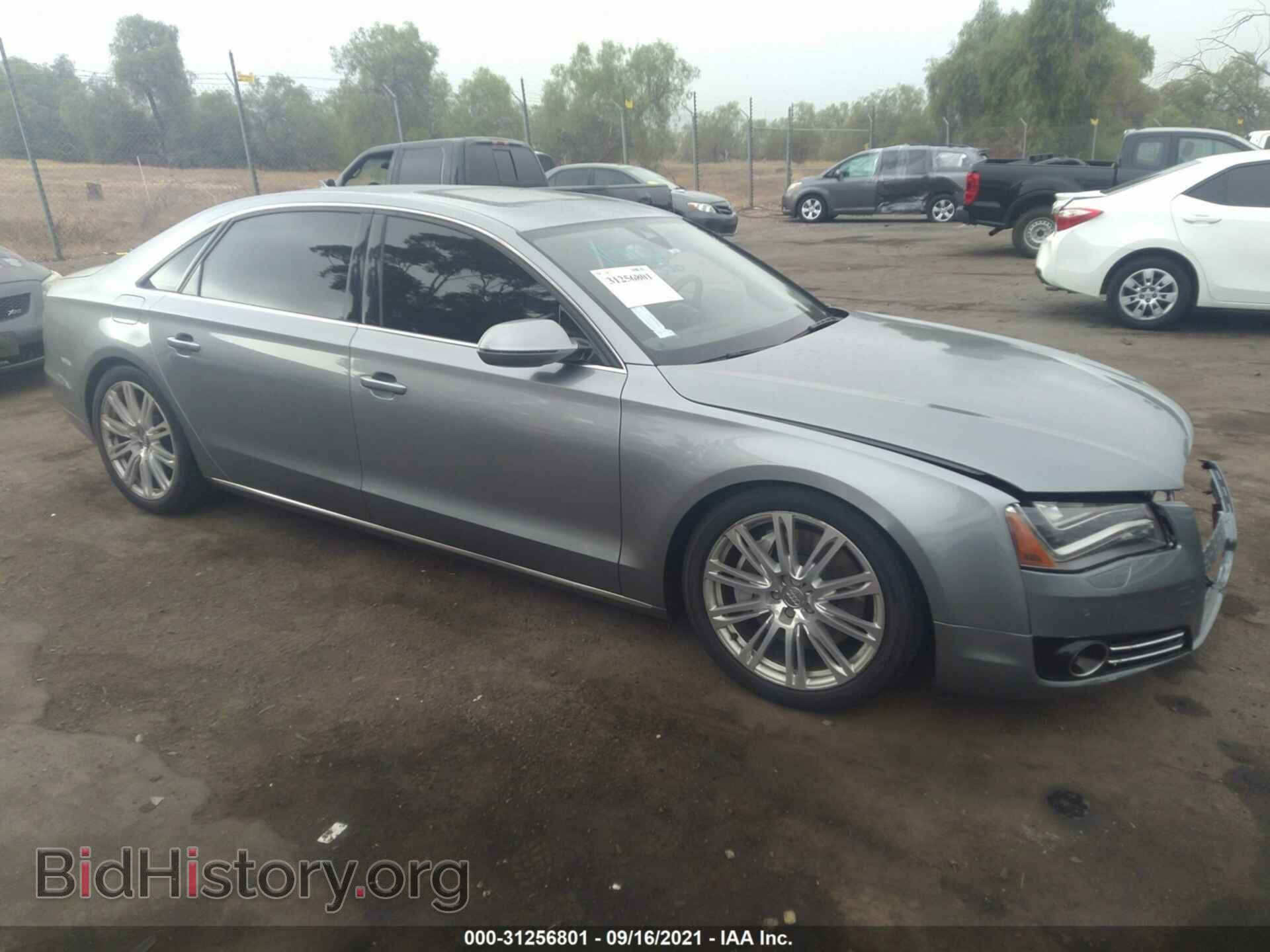 Photo WAURVAFD5BN014147 - AUDI A8 L 2011