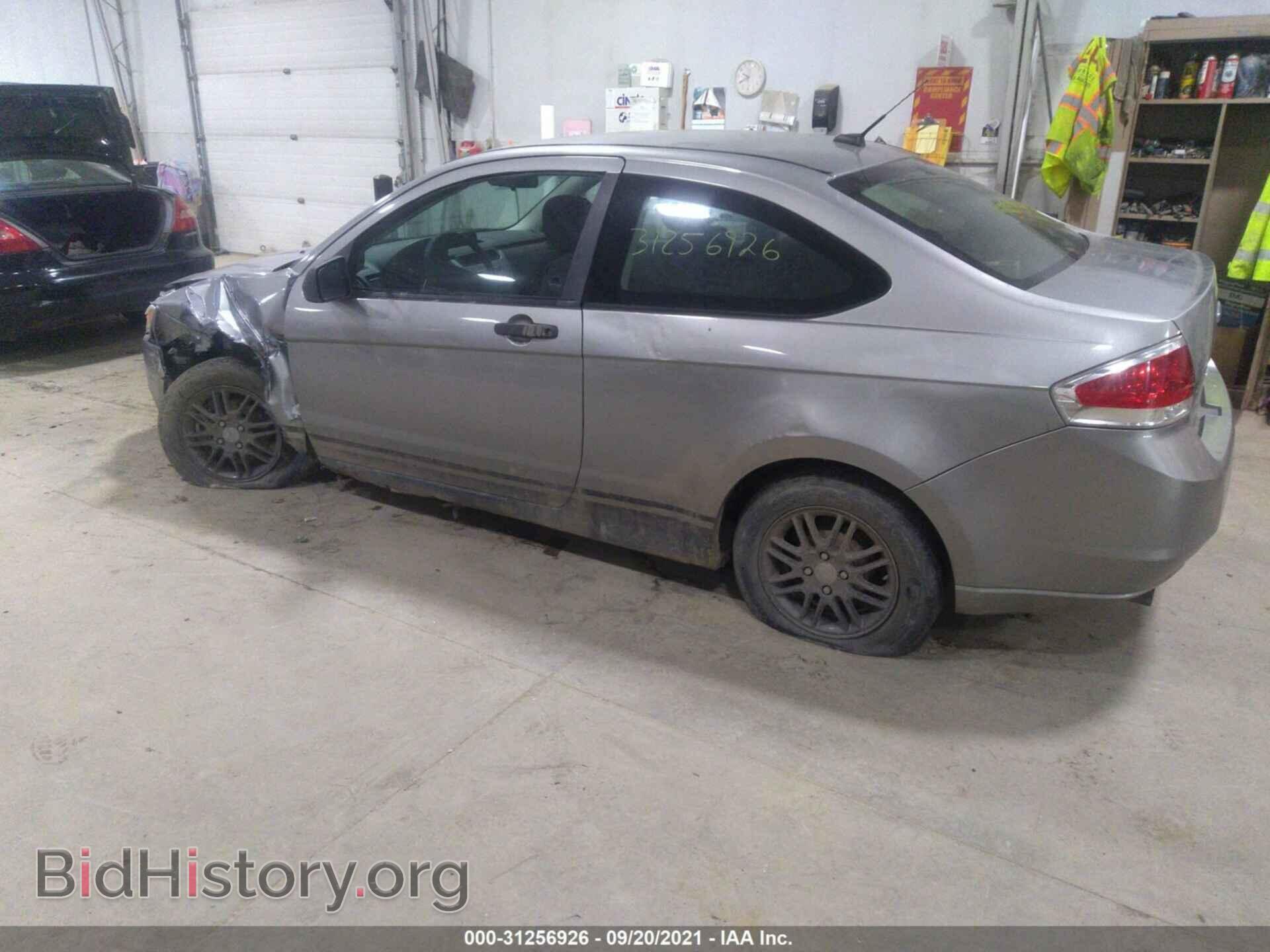 2008 FORD FOCUS - VIN: 1FAHP33N88W264072 - Фото 3