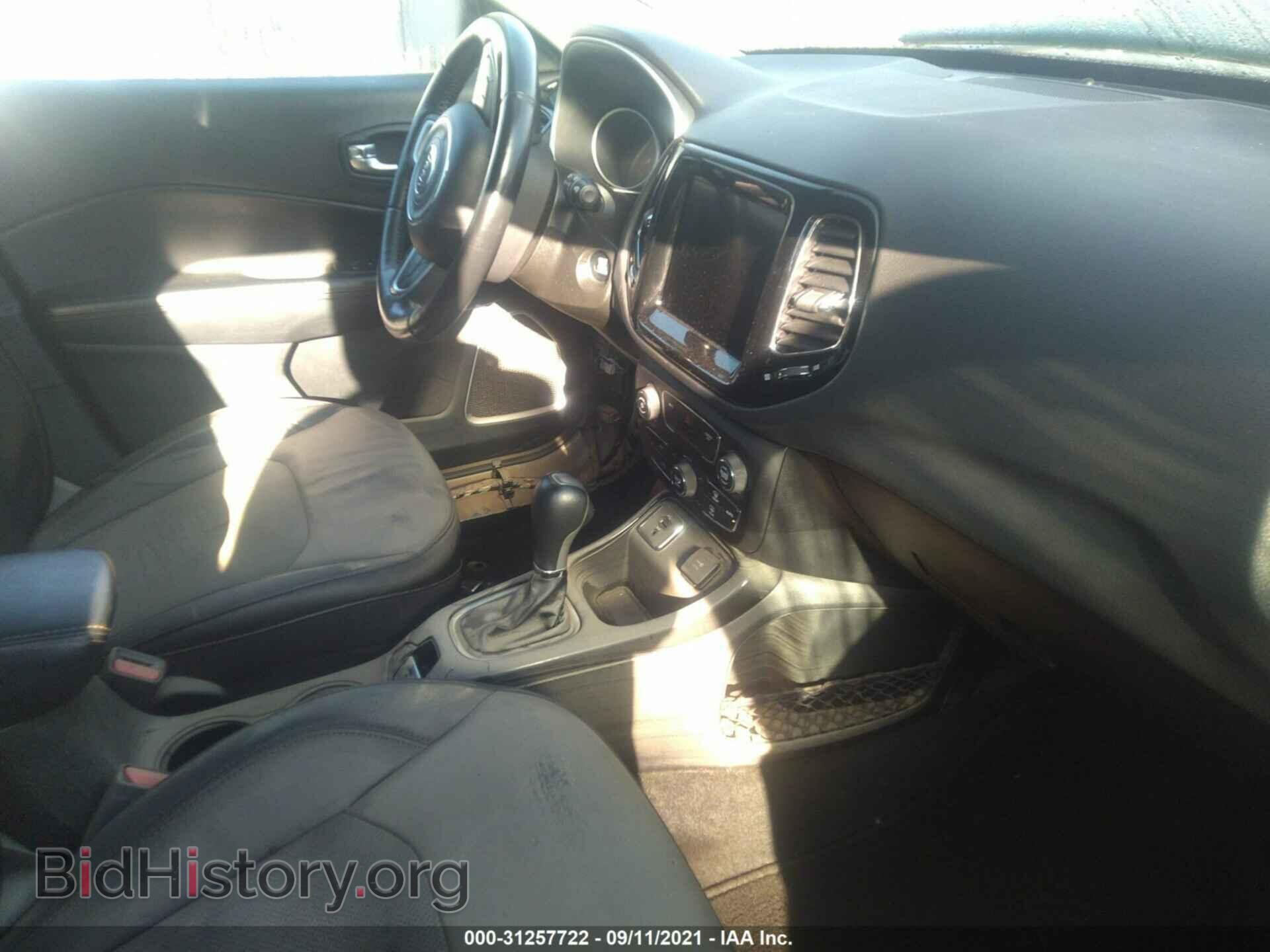2020 JEEP COMPASS - VIN: 3C4NJCCBXLT110272 - Фото 5