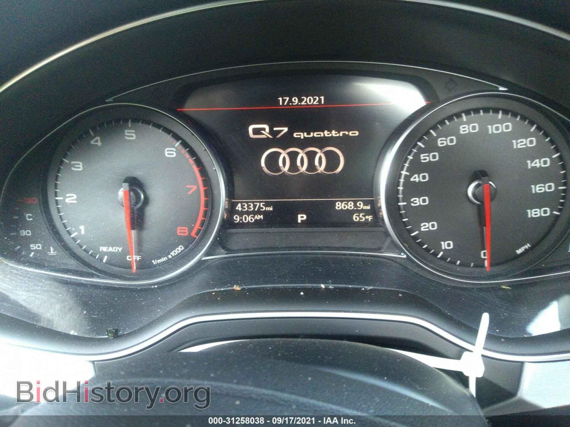 2017 AUDI Q7 - VIN: WA1AAAF74HD020939 - Фото 7