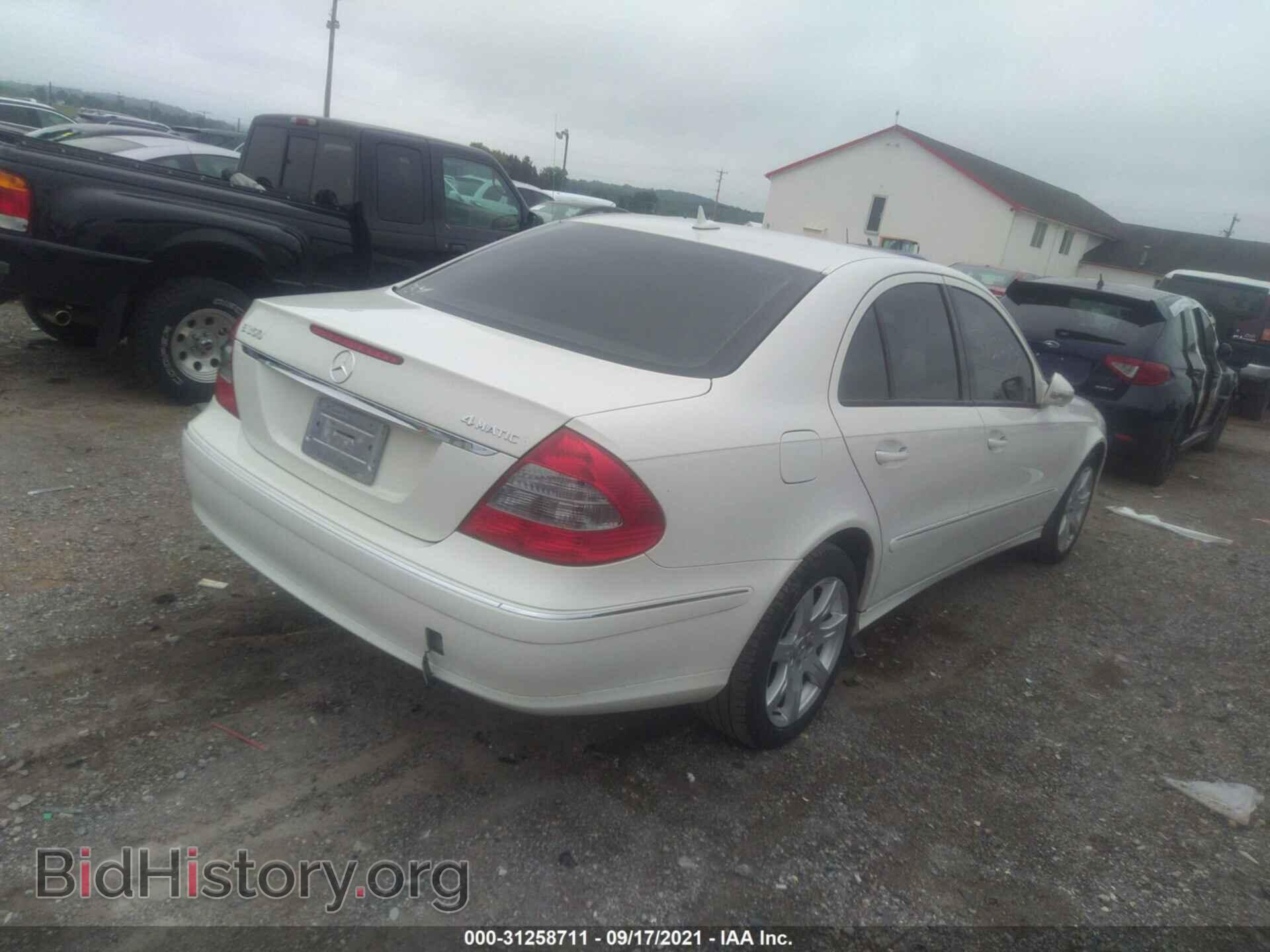 2007 MERCEDES-BENZ E-CLASS - VIN: WDBUF87X67X223077 - Фото 4