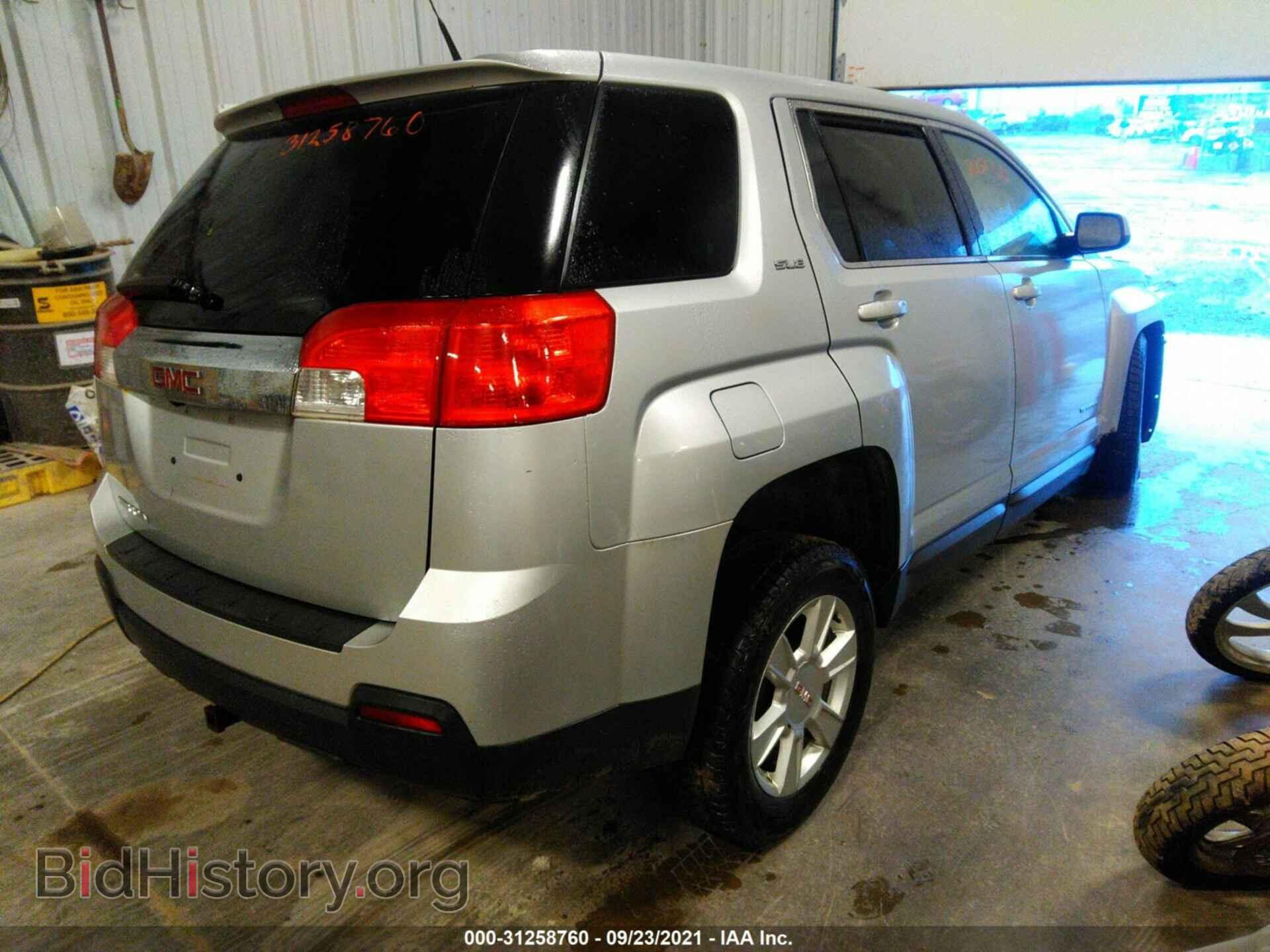 2010 GMC TERRAIN - VIN: 2CTALBEW5A6233955 - Photo 4