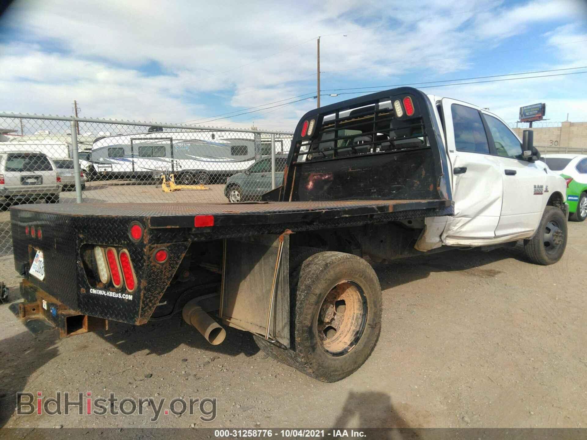 2017 RAM 3500 CHASSIS CAB - VIN: 3C7WRTCL2HG692232 - Photo 4