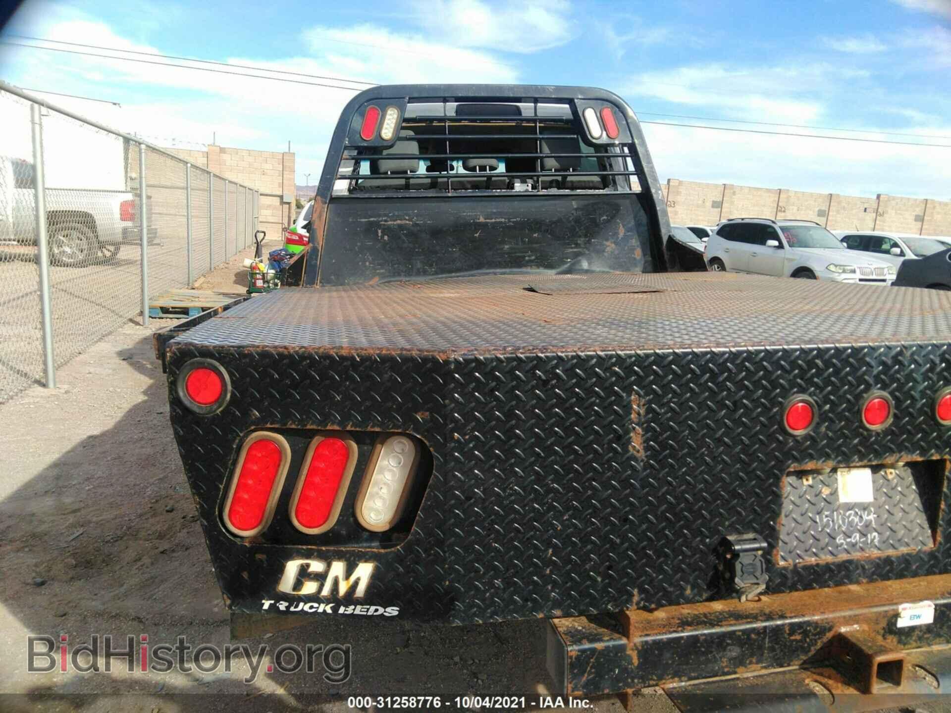 2017 RAM 3500 CHASSIS CAB - VIN: 3C7WRTCL2HG692232 - Photo 7