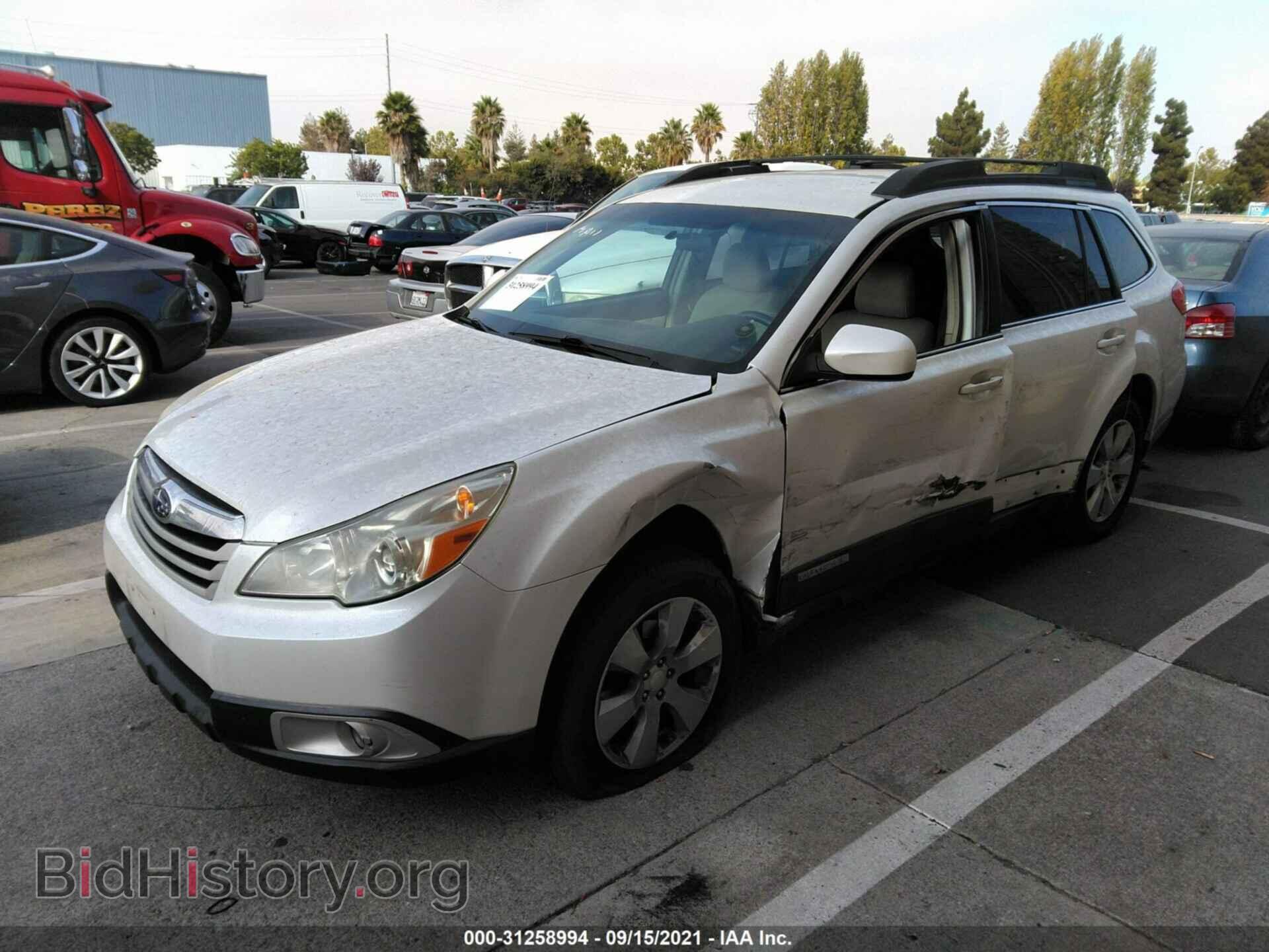 2011 SUBARU OUTBACK - VIN: 4S4BRBCC0B1318967 - Фото 2