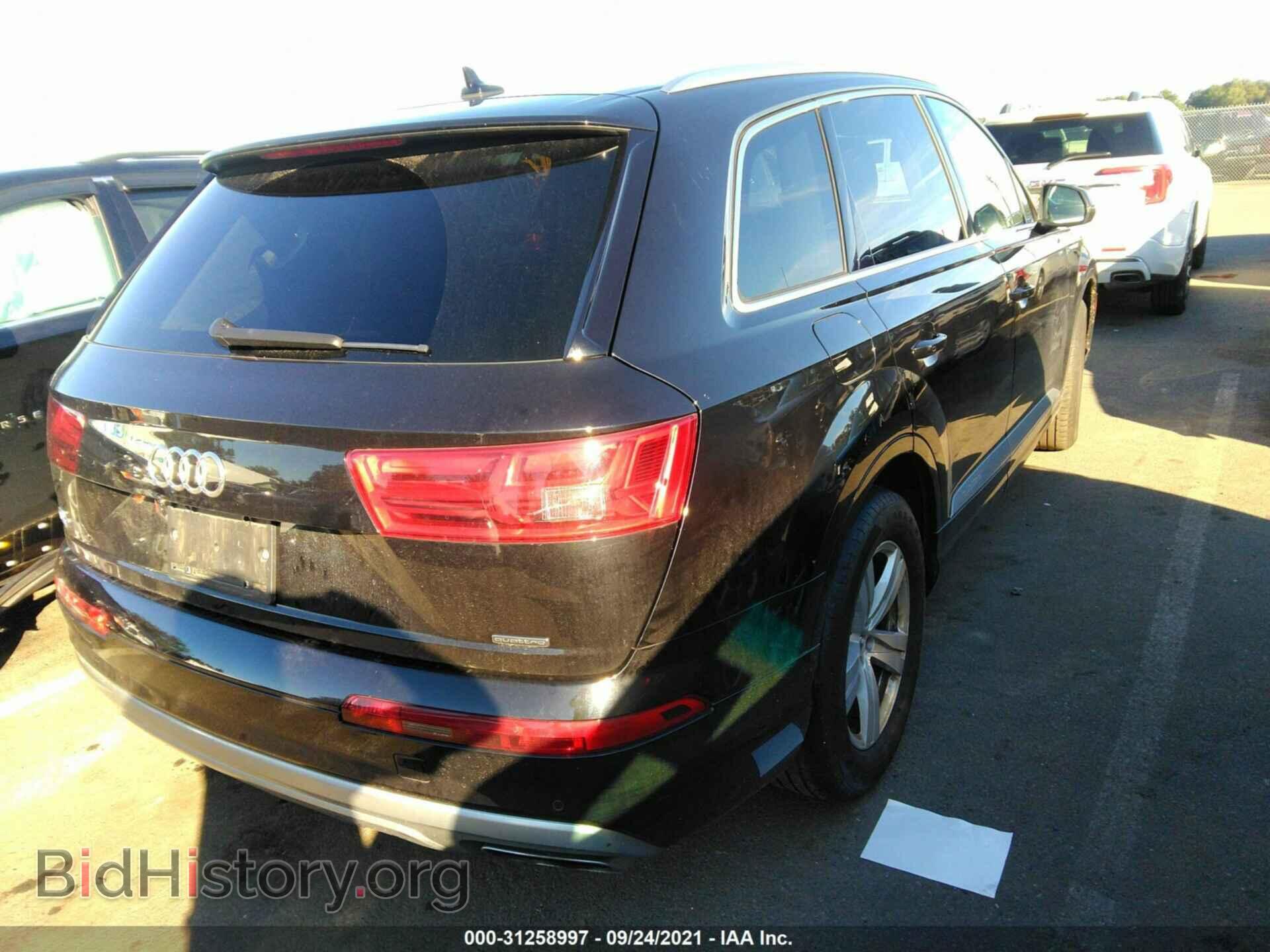 2017 AUDI Q7 - VIN: WA1LHAF76HD036189 - Фото 4