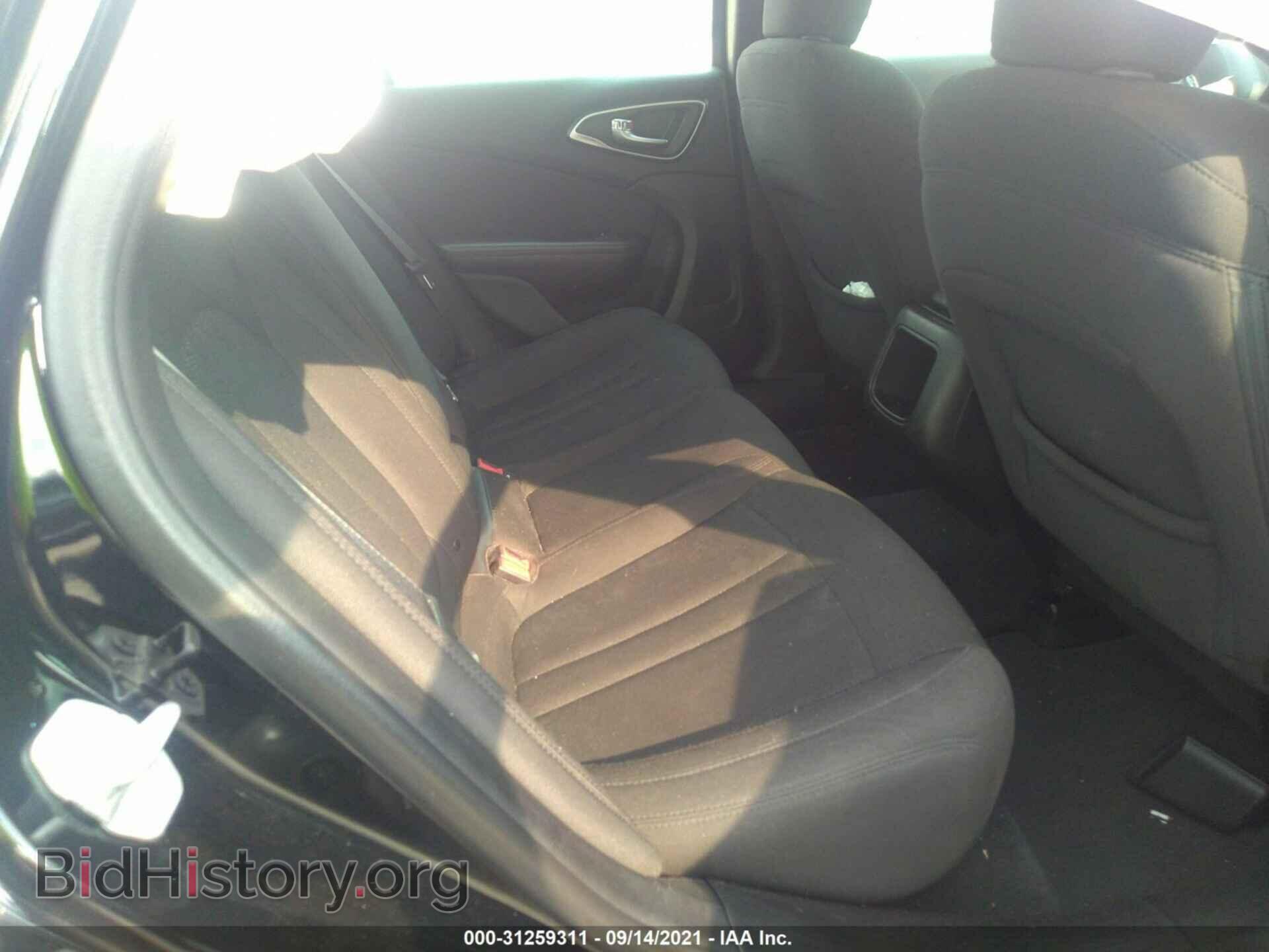 2015 CHRYSLER 200 - VIN: 1C3CCCAB8FN564419 - Фото 8