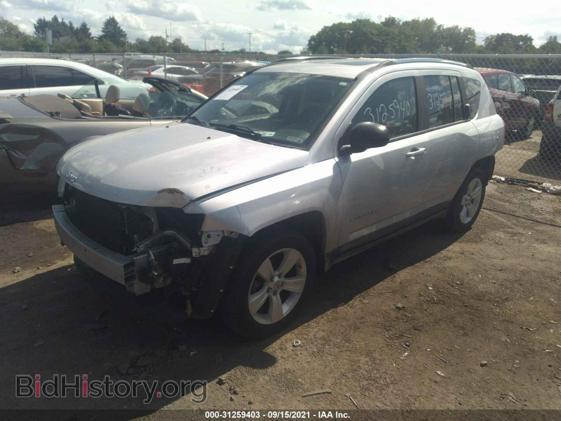 2011 JEEP COMPASS - VIN: 1J4NT1FA2BD150992 - Фото 2